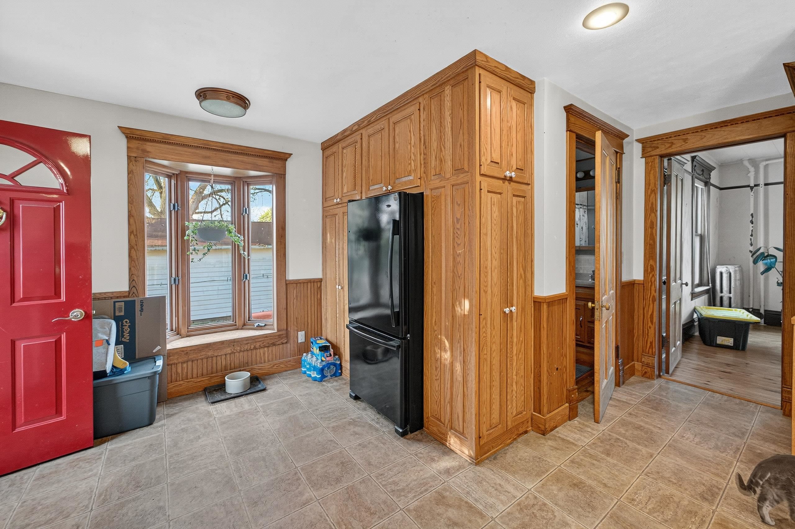 219 6th Avenue