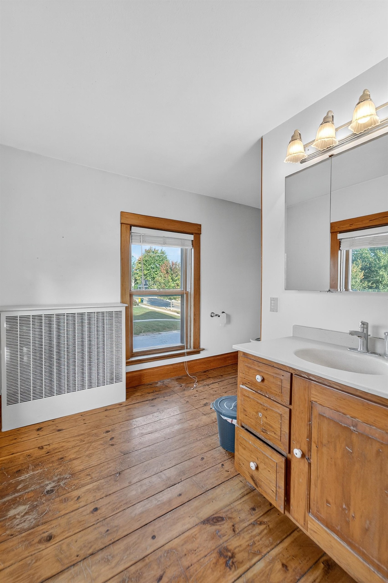 219 6th Avenue
