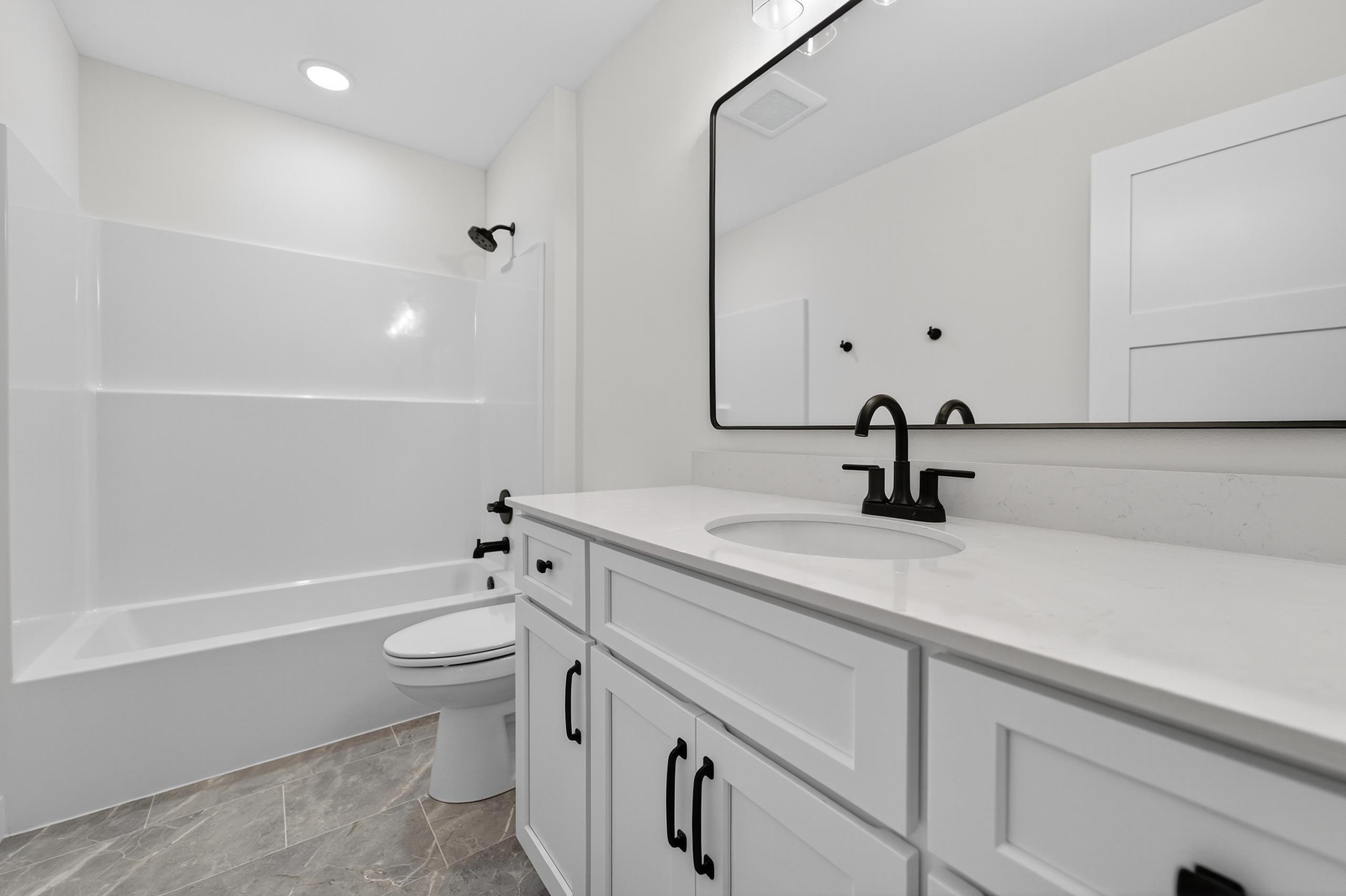 L125 Prairie View Lane