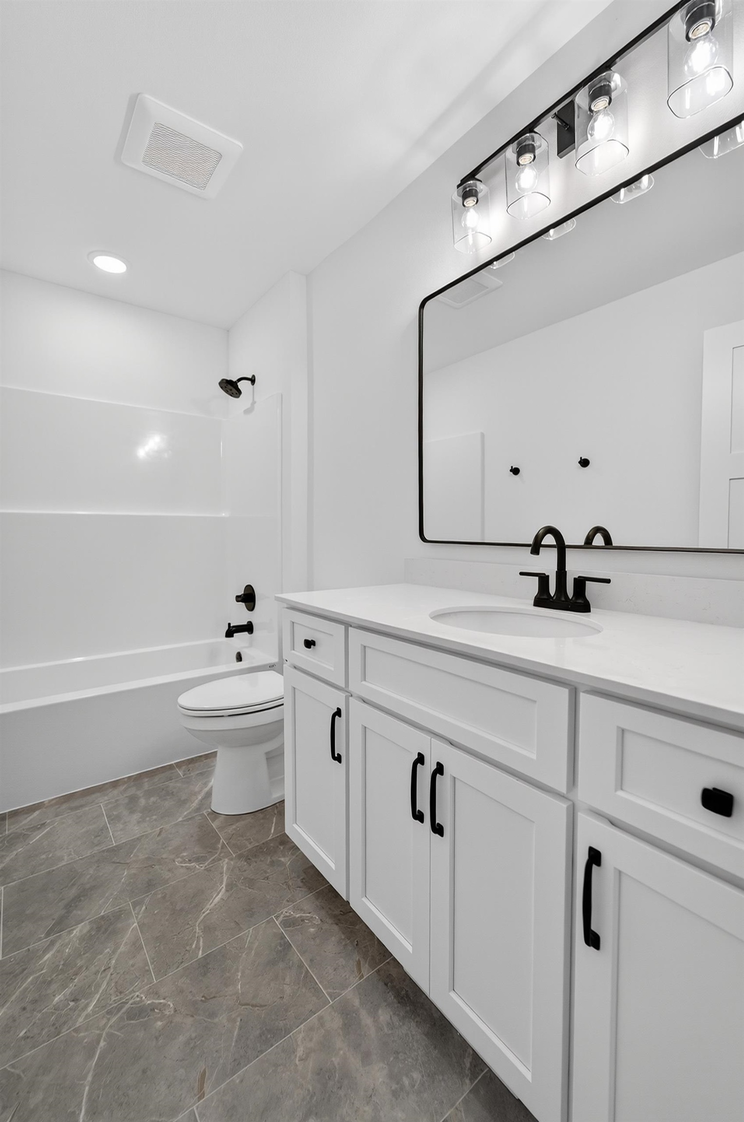 L125 Prairie View Lane