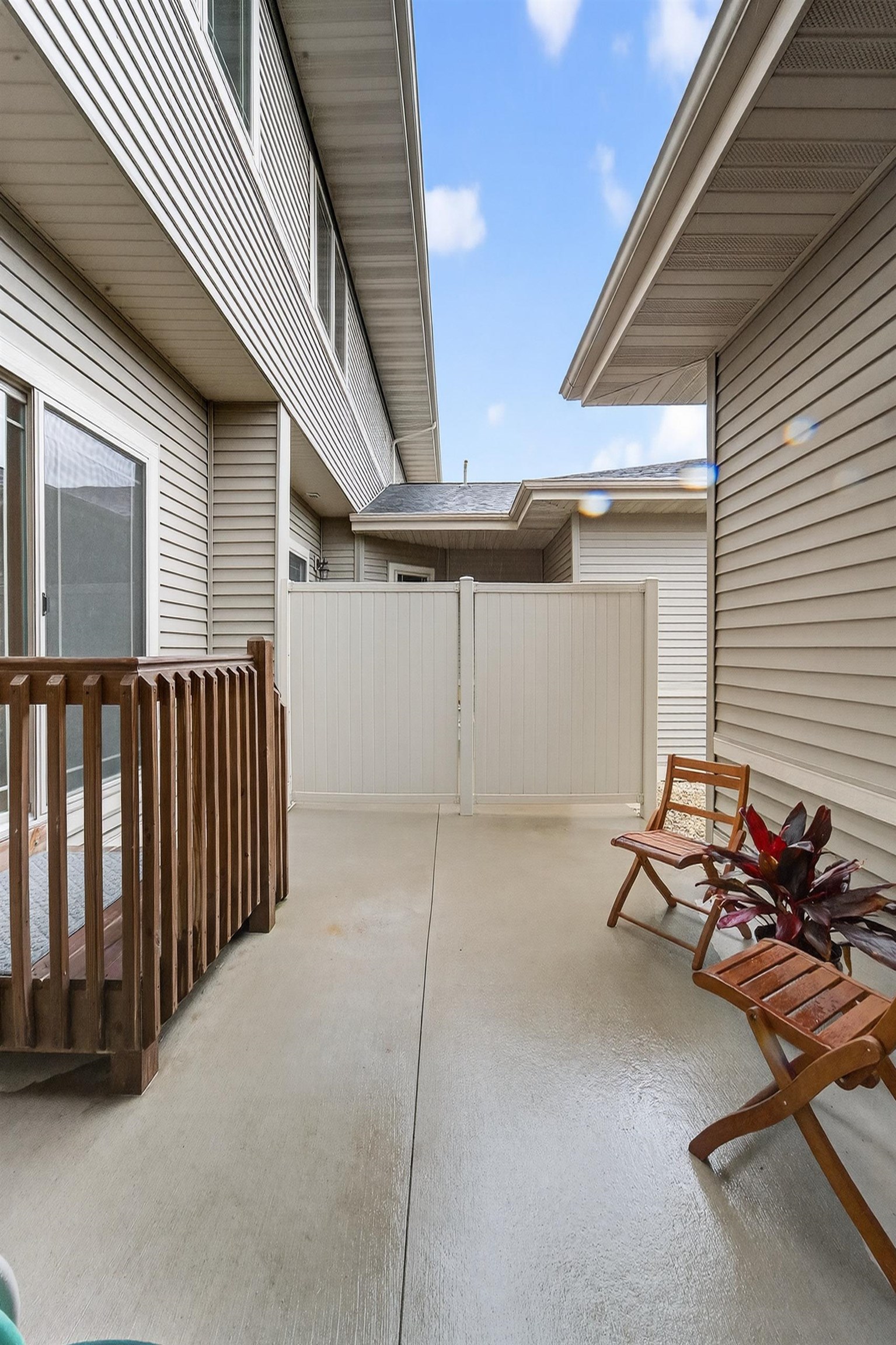 1464 Smithfield Drive