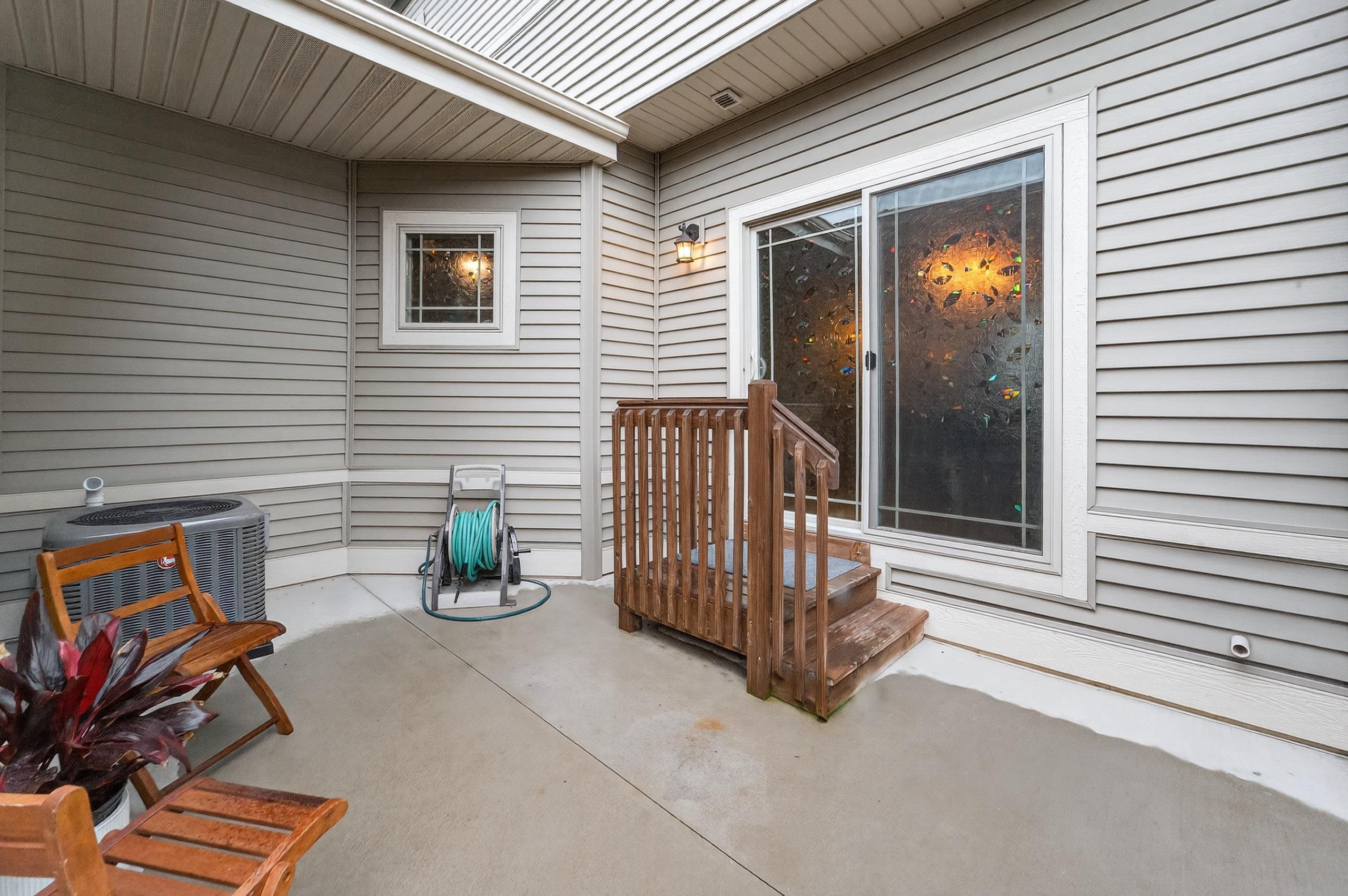 1464 Smithfield Drive