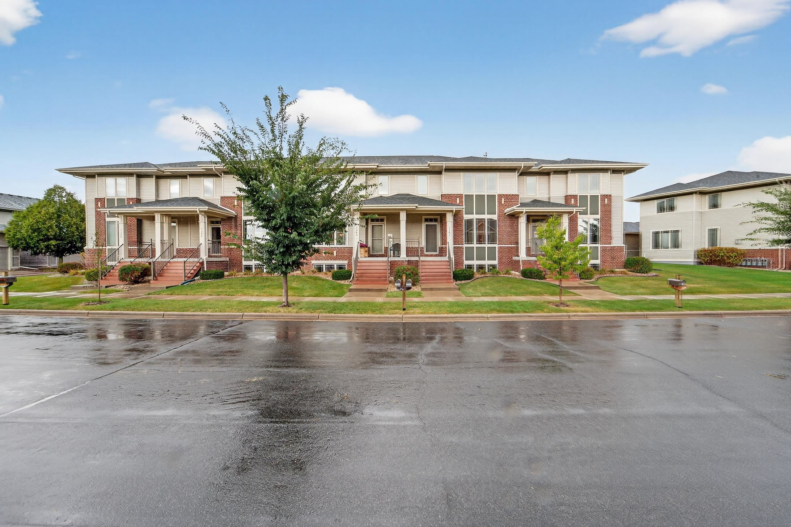 1464 Smithfield Drive