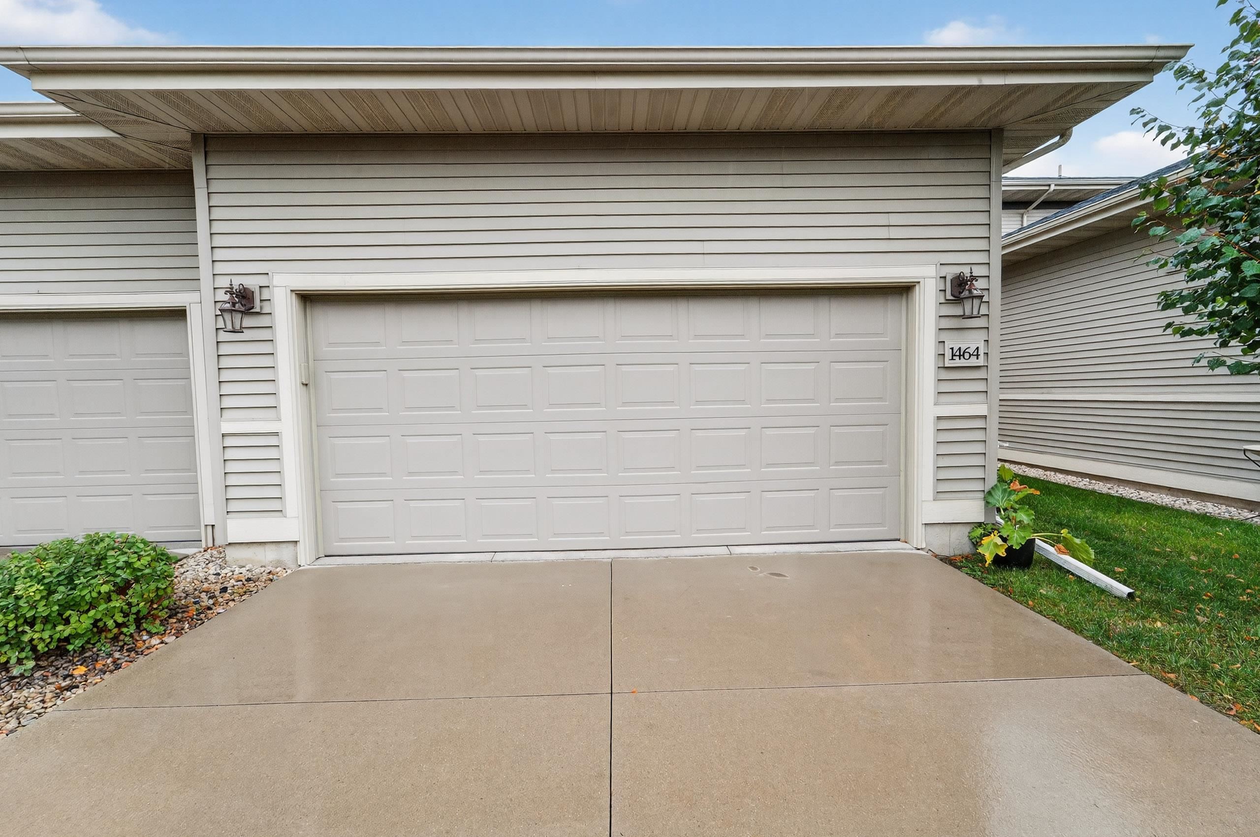 1464 Smithfield Drive