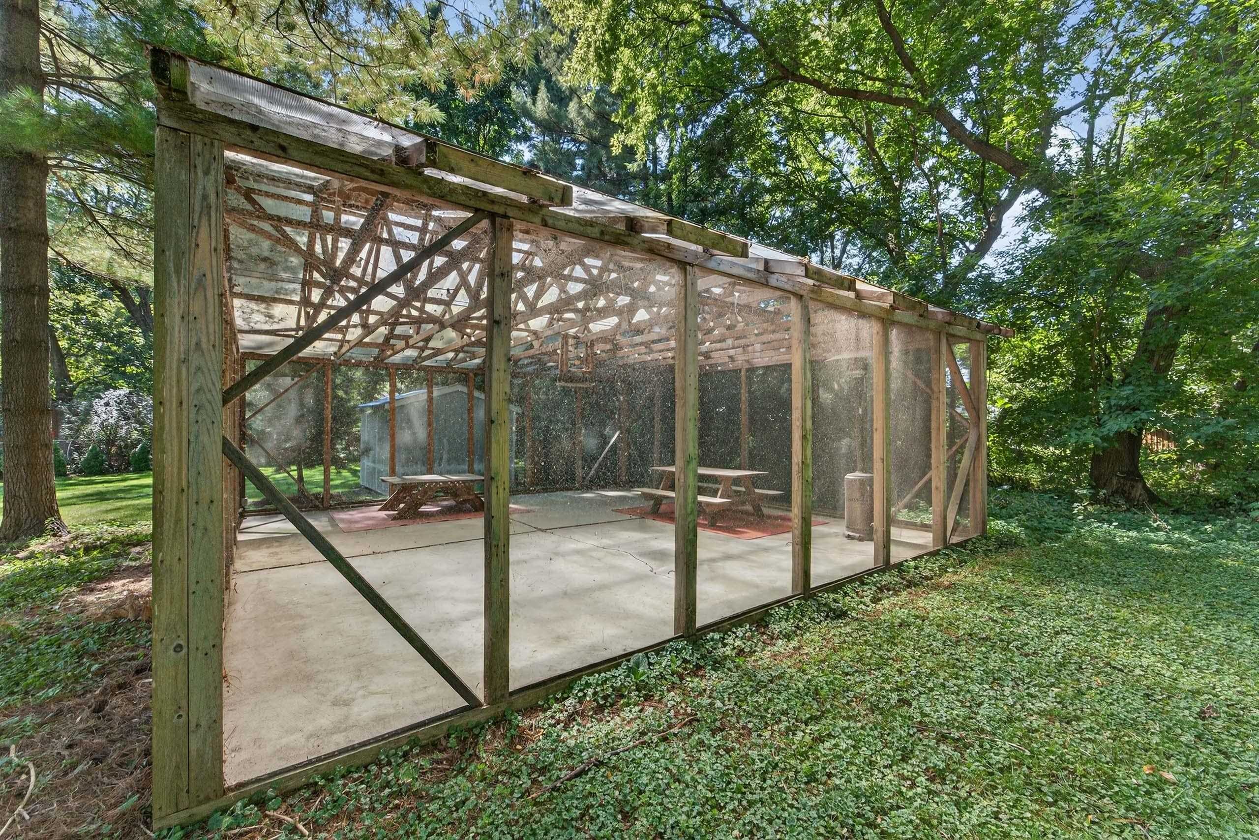2889 Waubesa Avenue