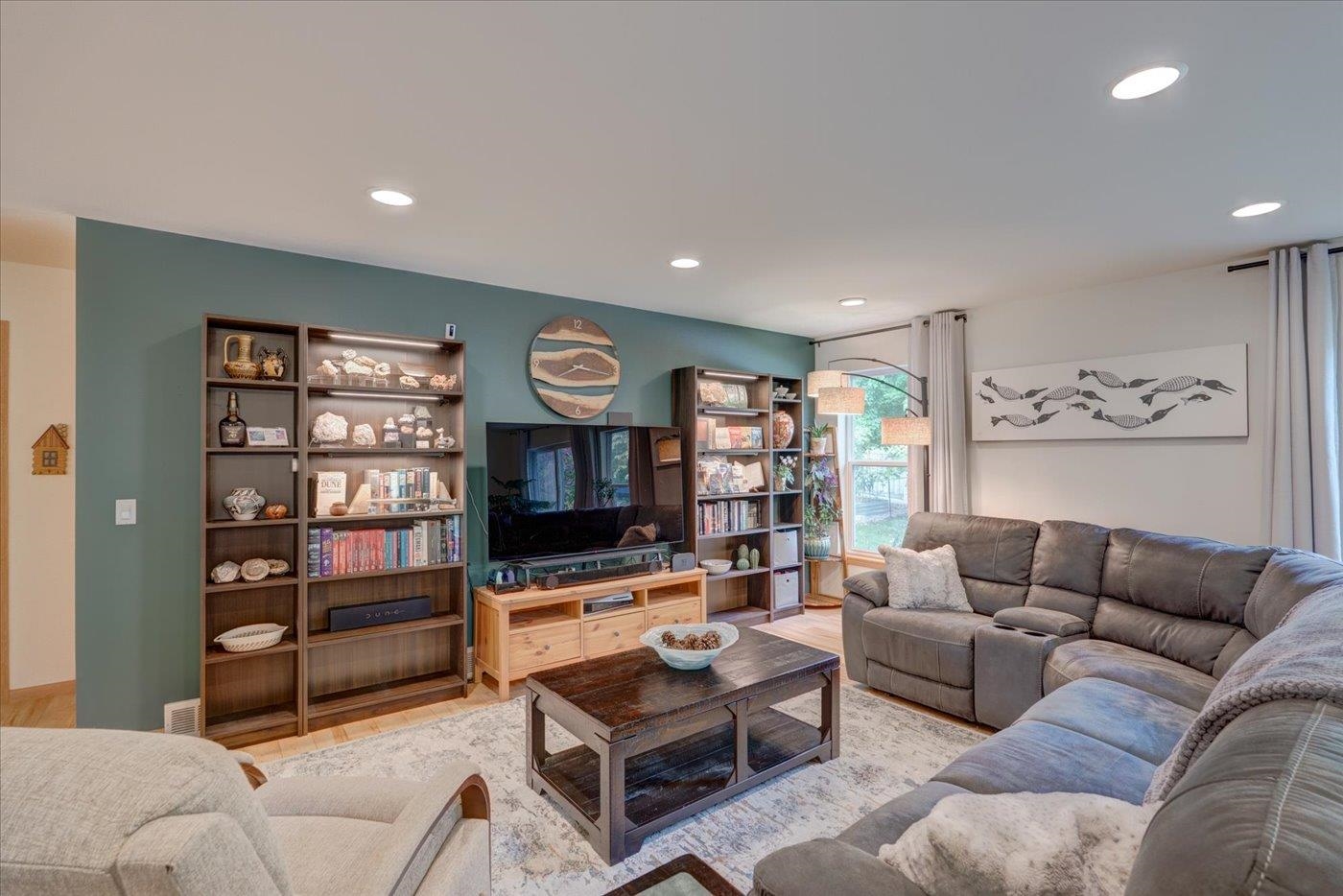 9014 Silkwood Trail