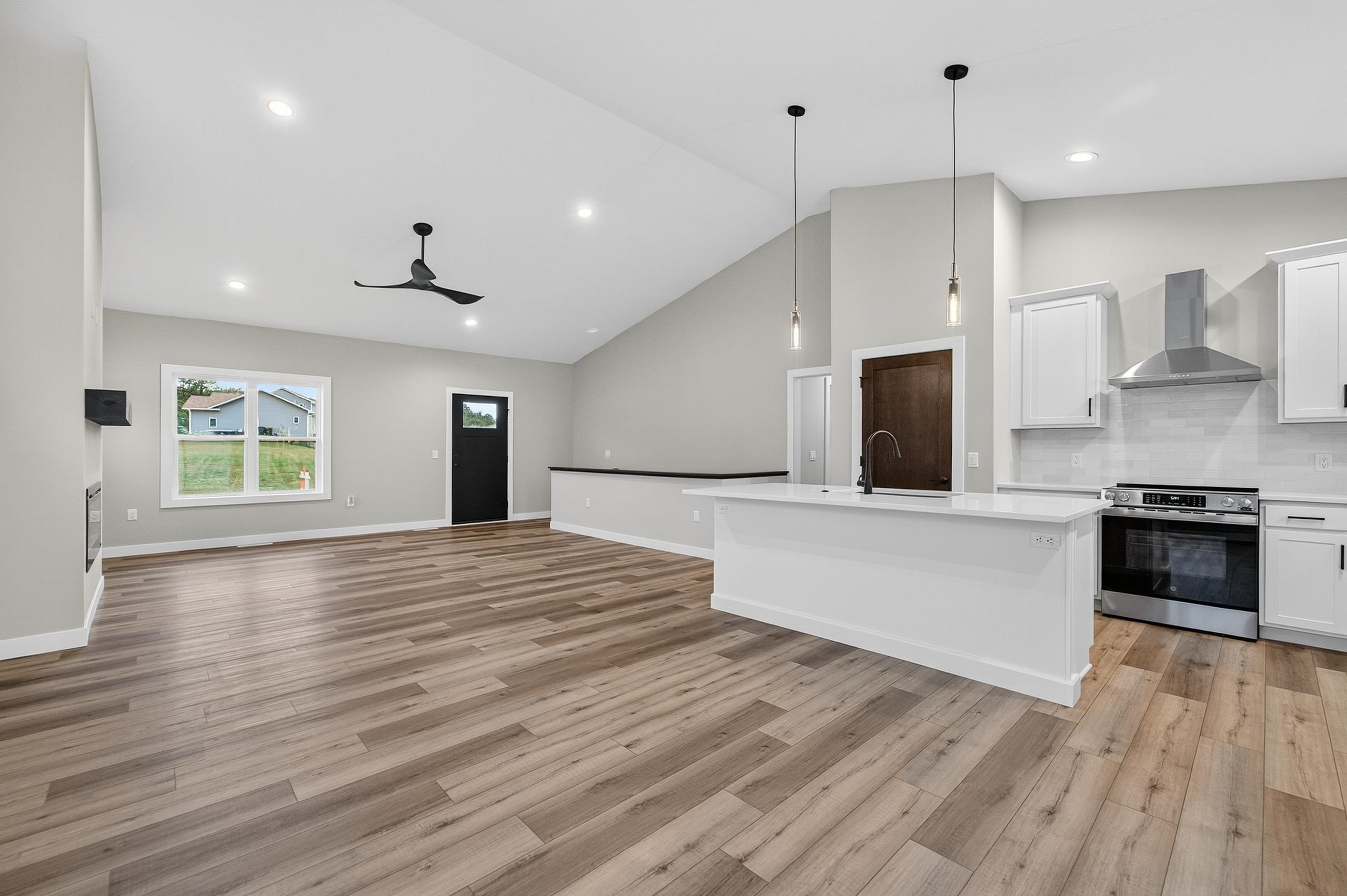 406 Ridge Drive