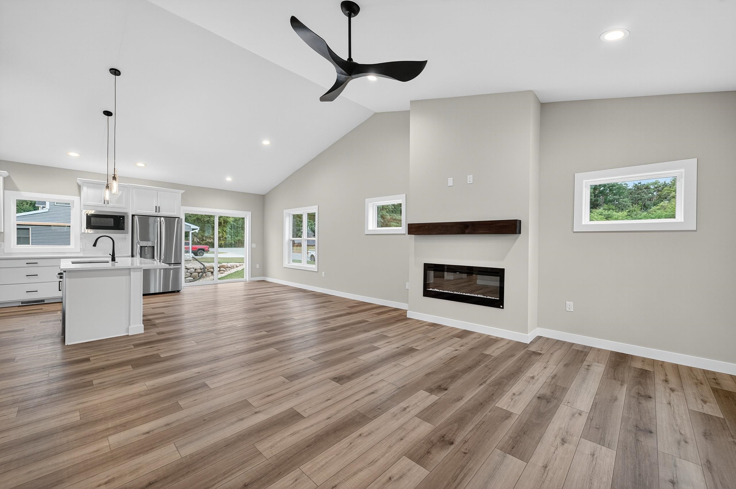 406 Ridge Drive