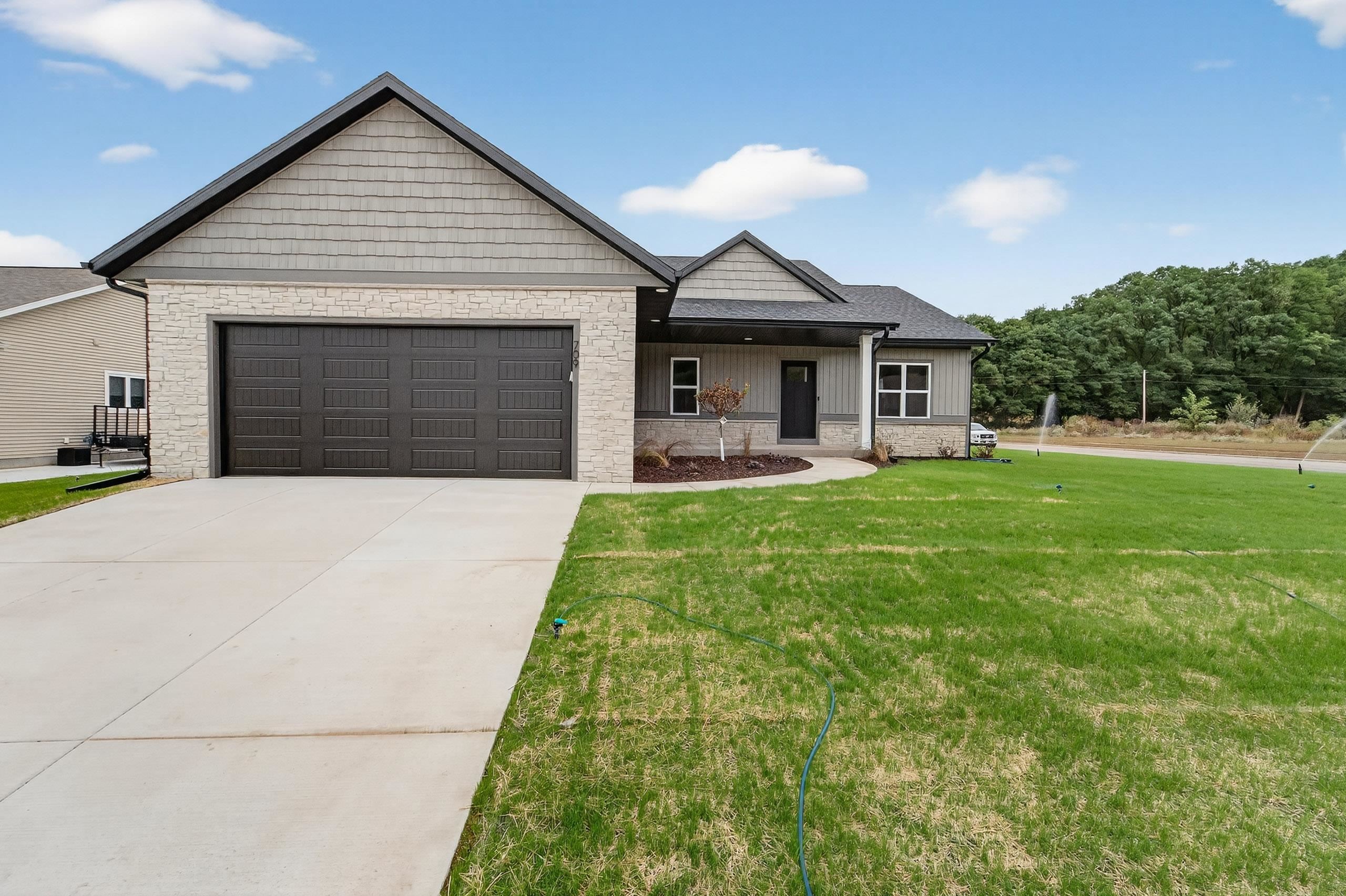 406 Ridge Drive