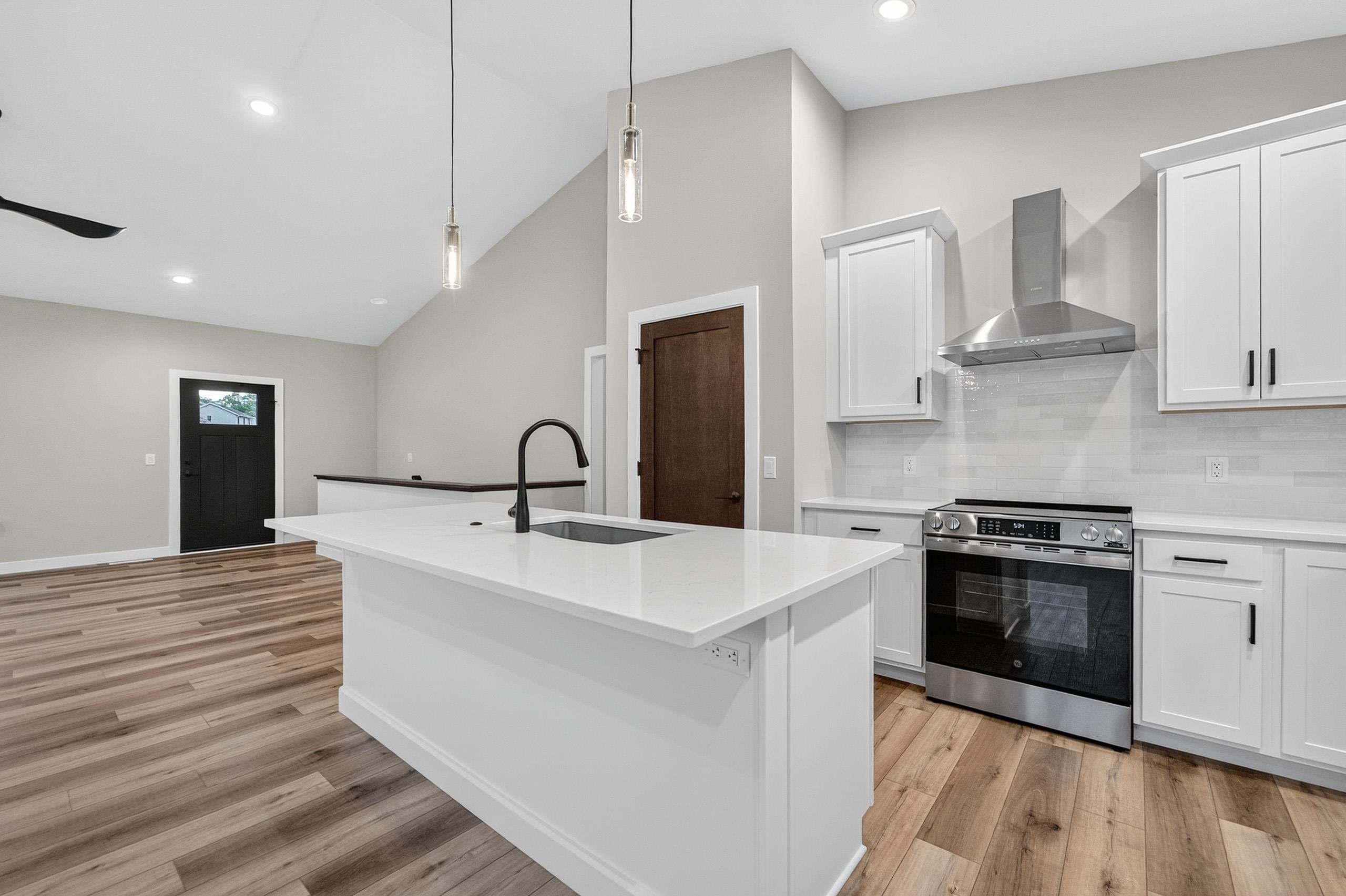 406 Ridge Drive