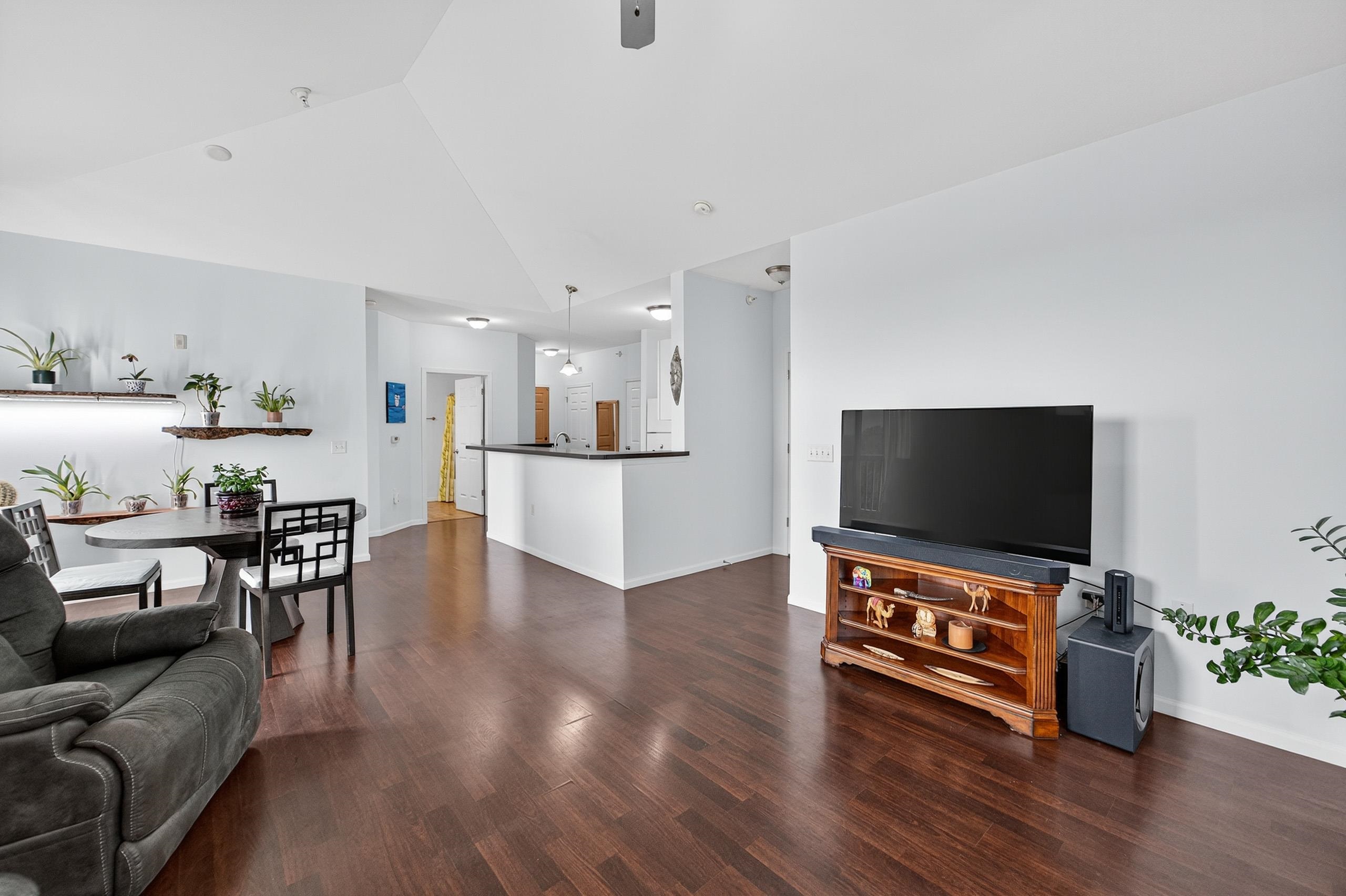 5831 Lupine Lane 302