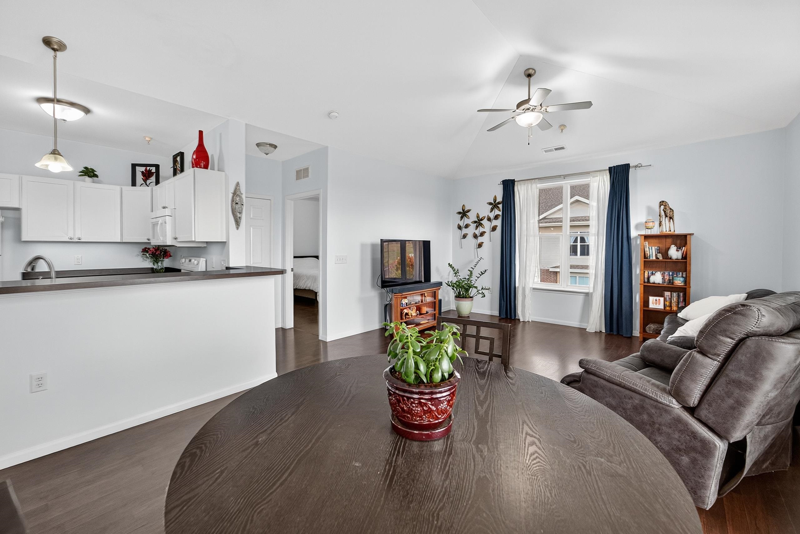 5831 Lupine Lane 302