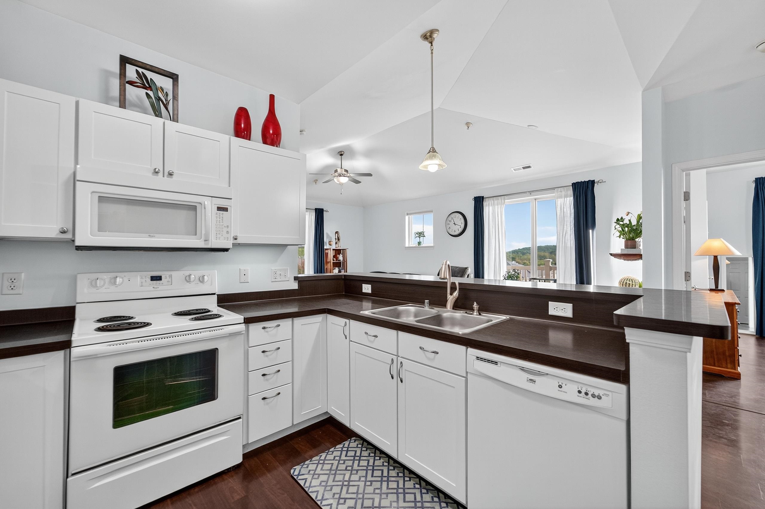 5831 Lupine Lane 302