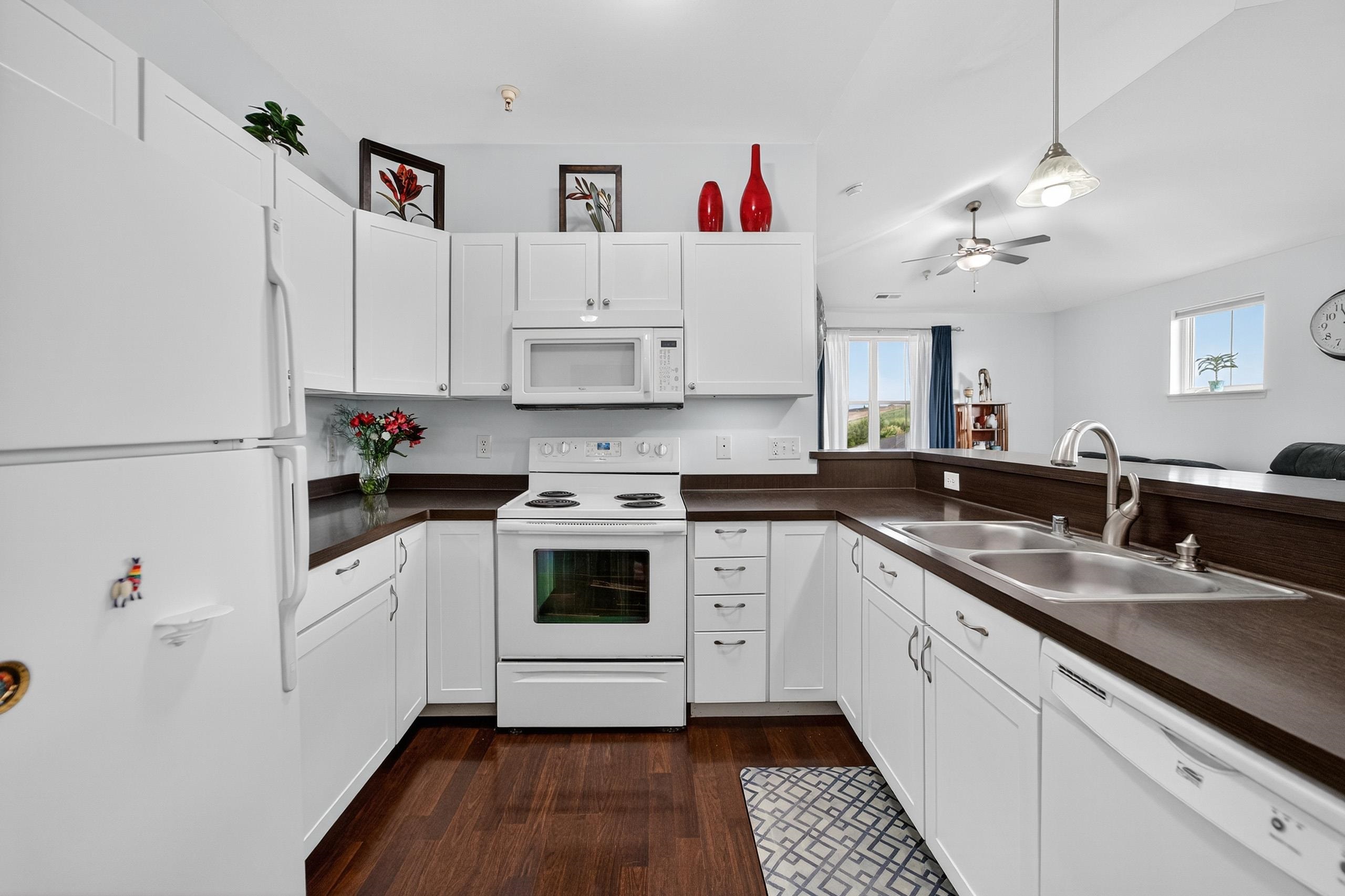 5831 Lupine Lane 302