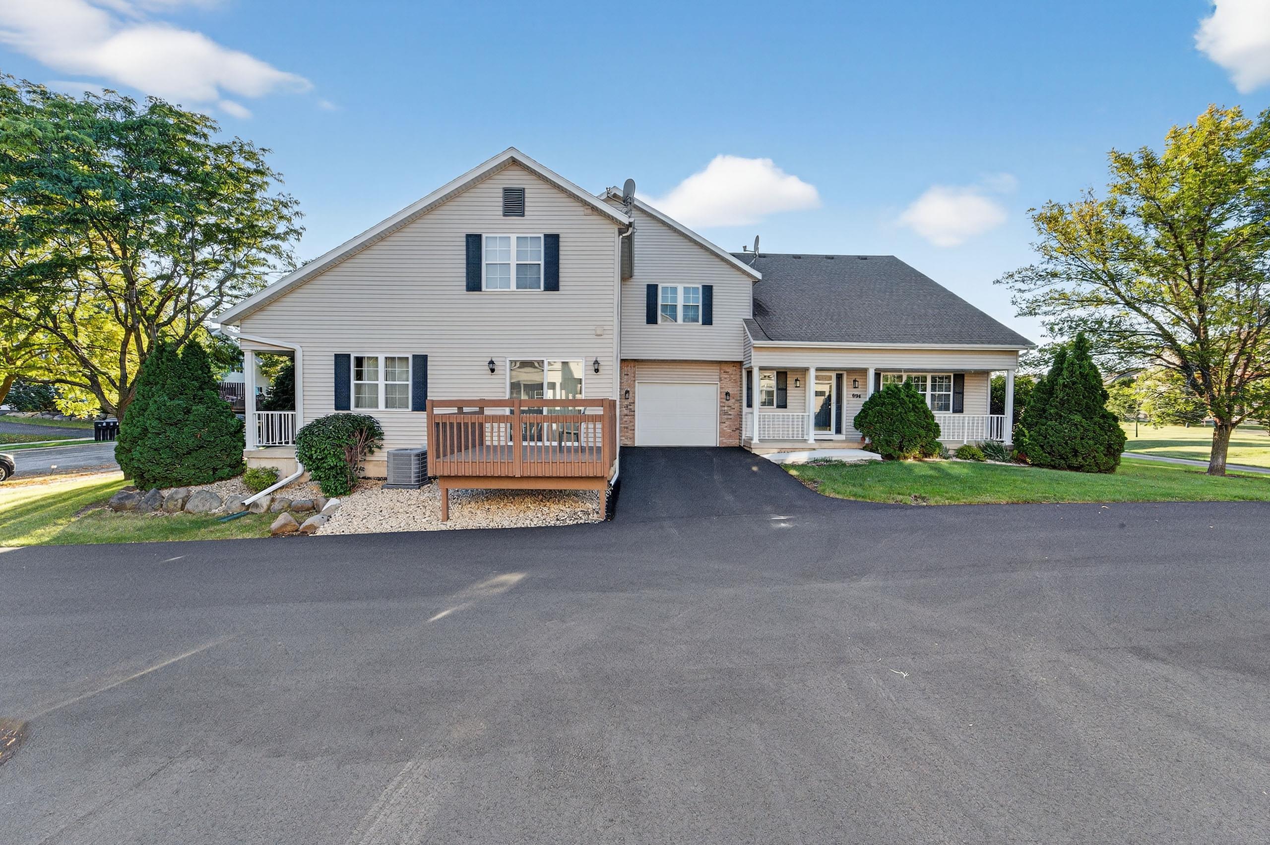 994 Chandler Lane
