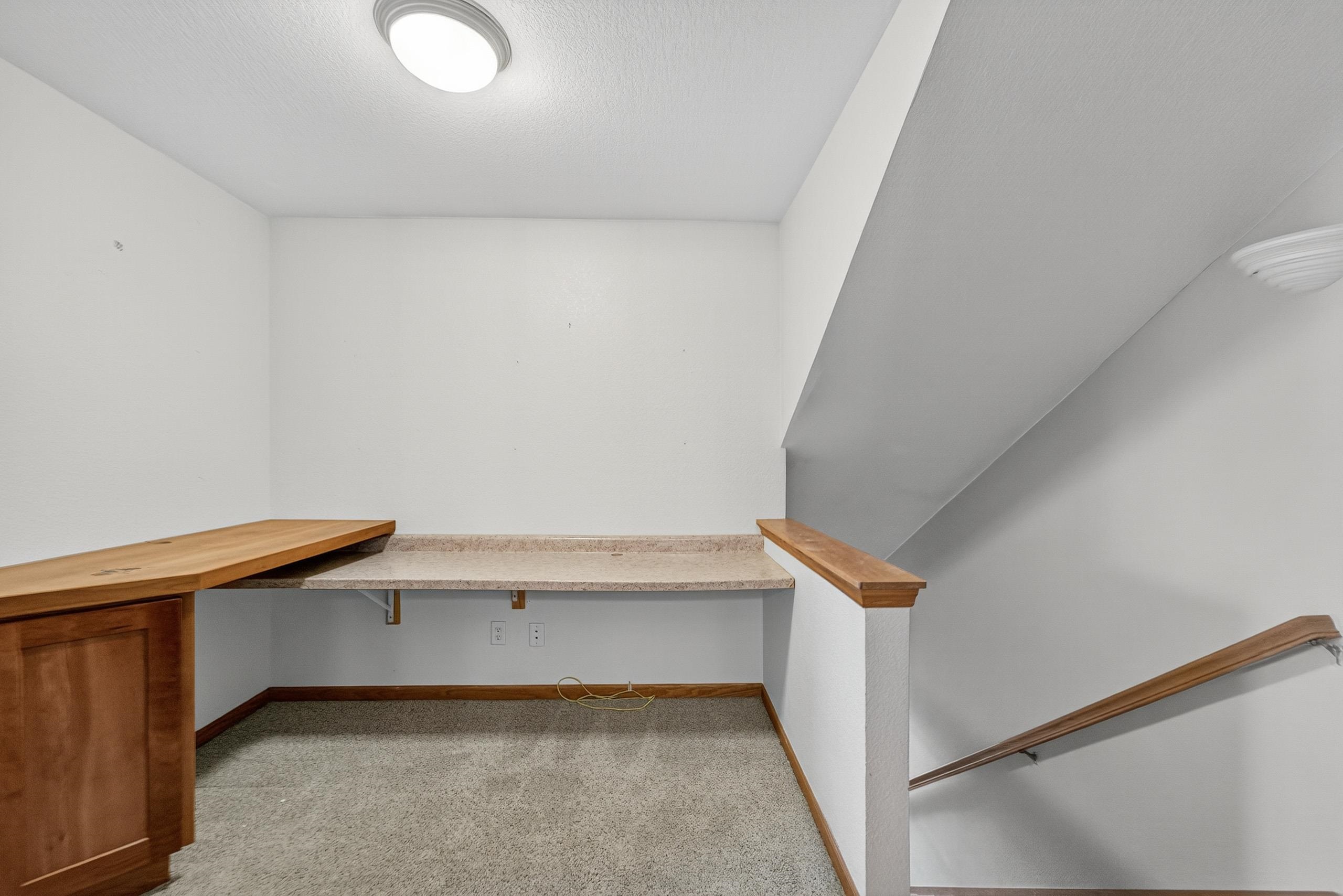 994 Chandler Lane