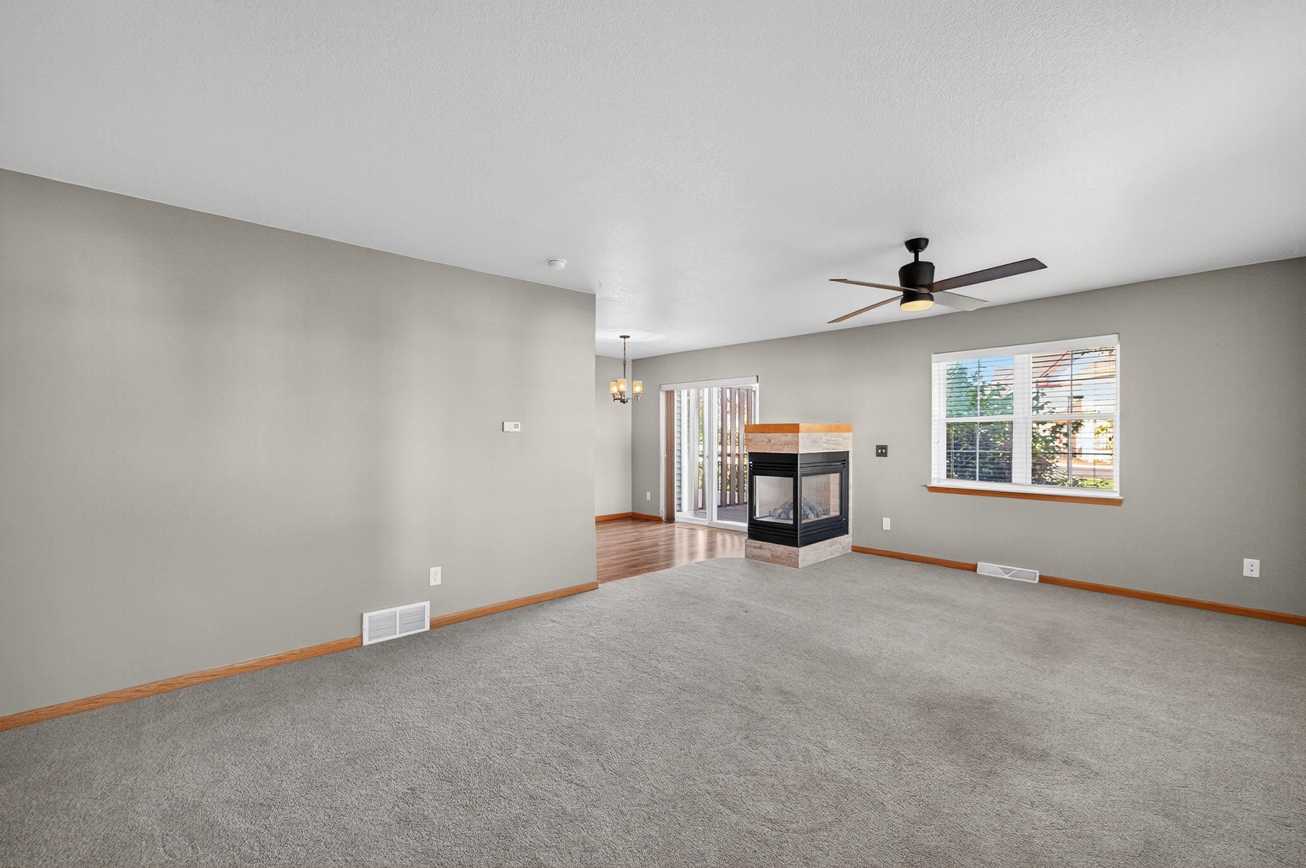 994 Chandler Lane