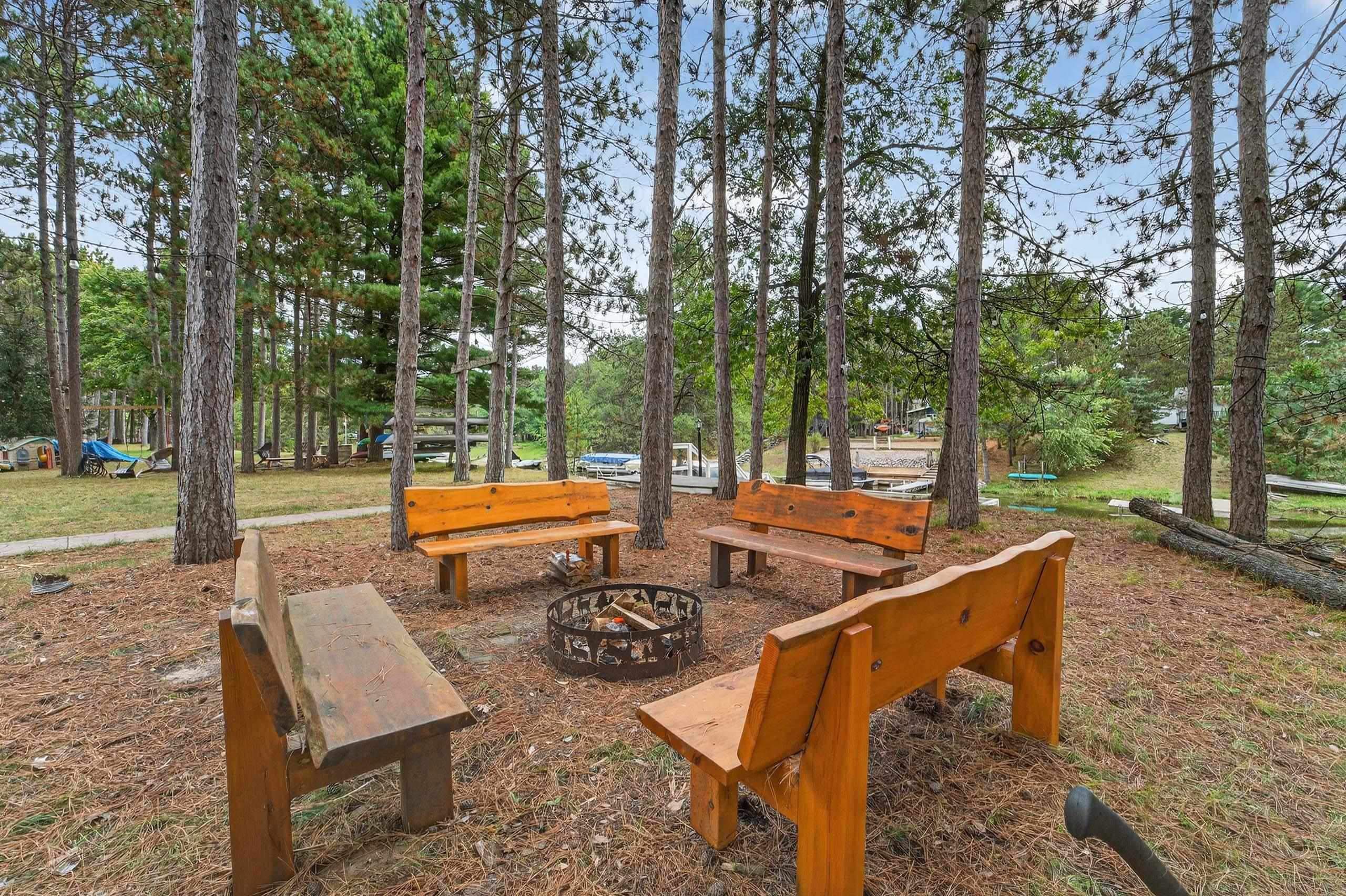 845 Kings Way
