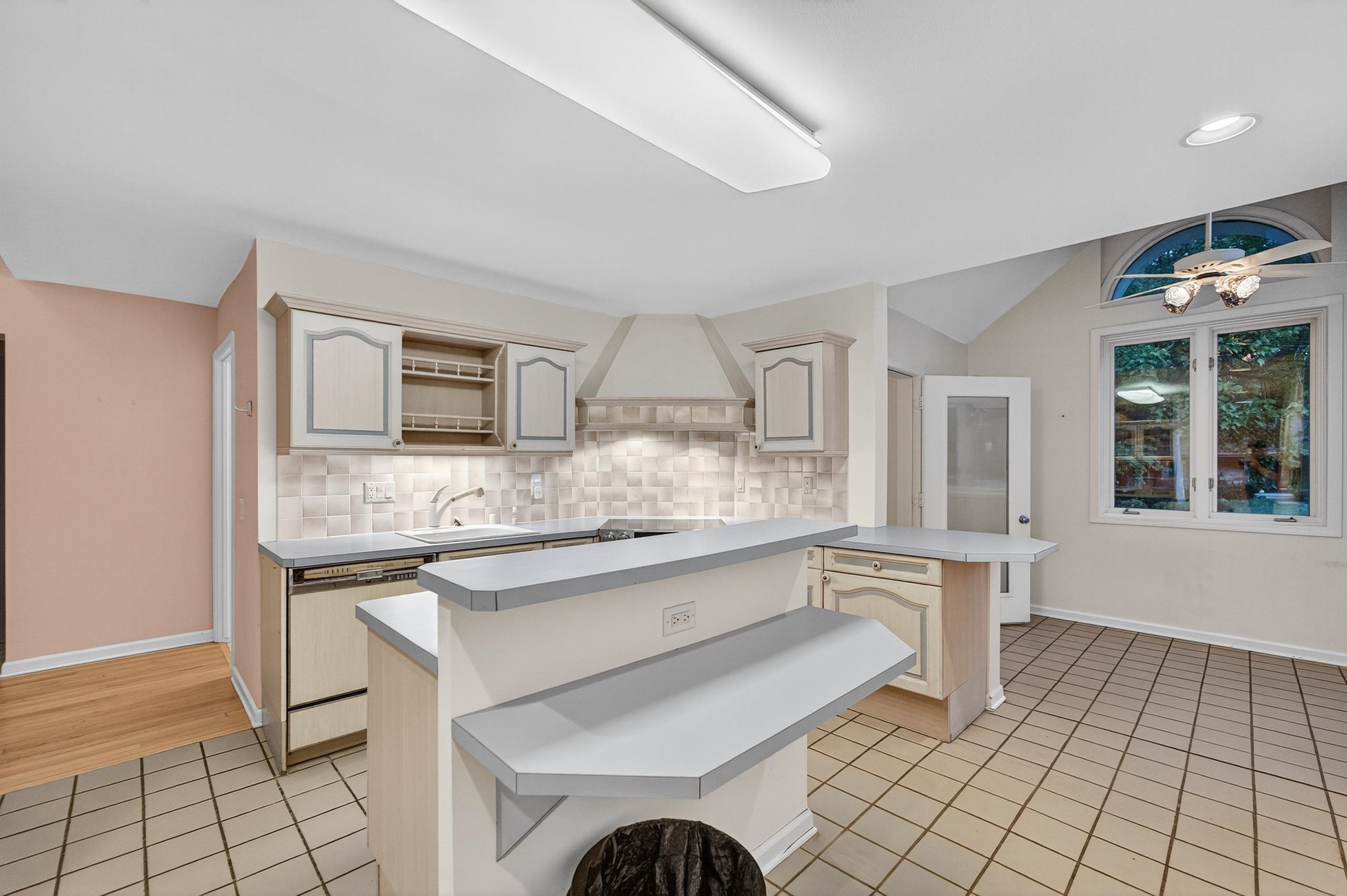 5824 Osmundsen Court