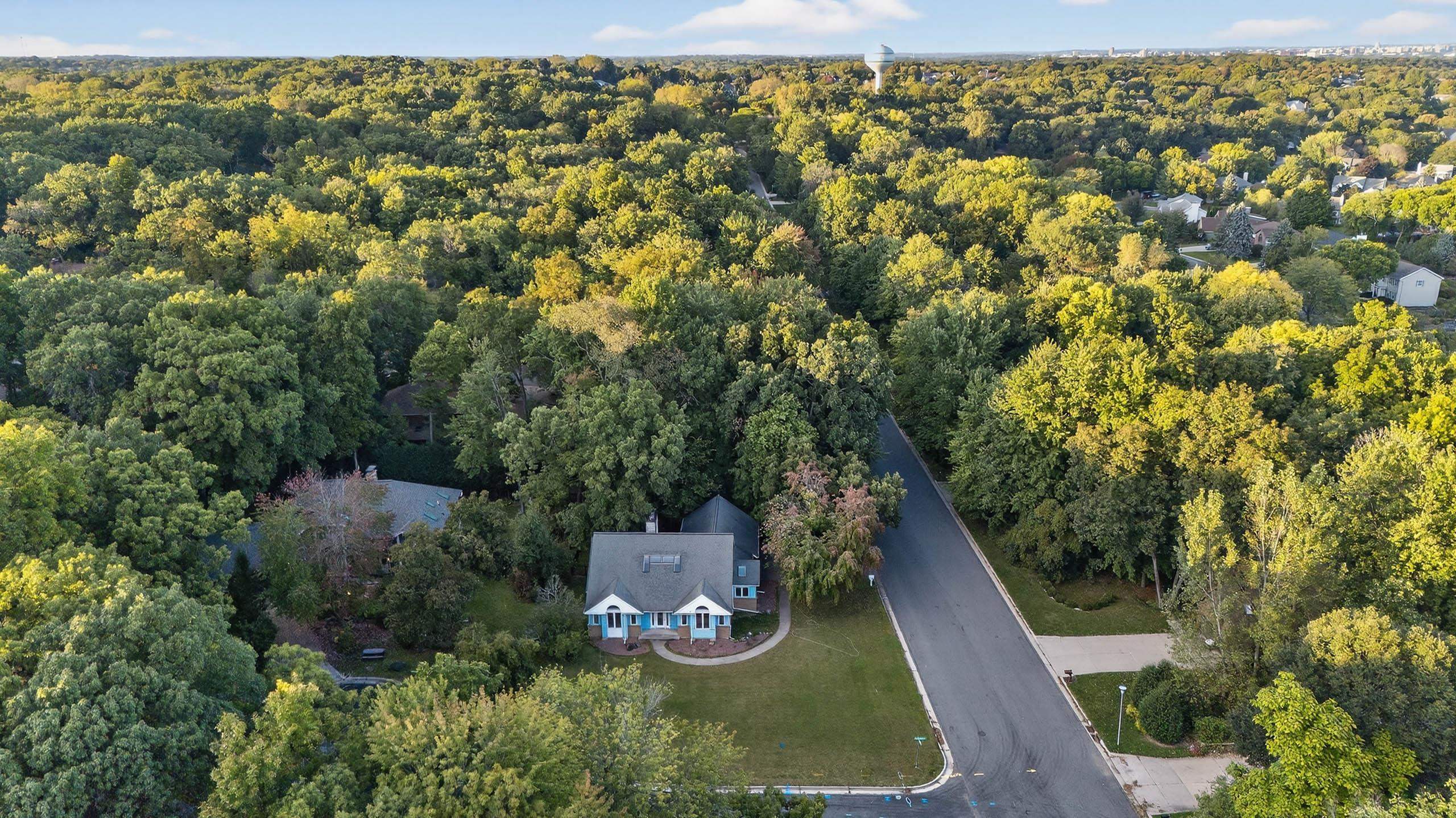 5824 Osmundsen Court