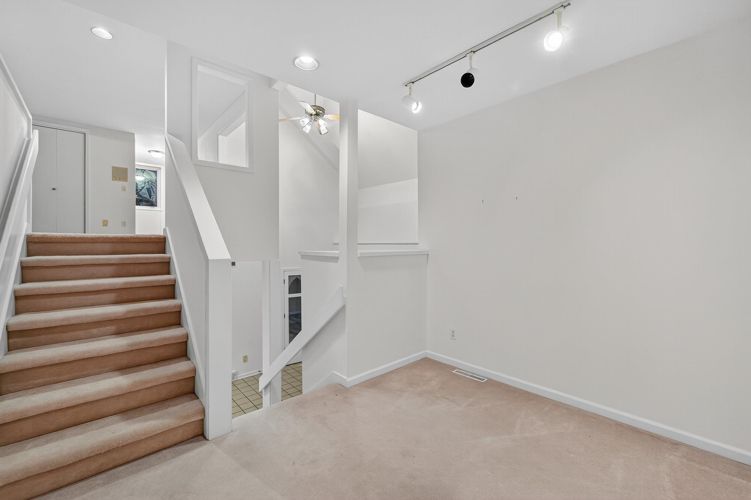 5824 Osmundsen Court