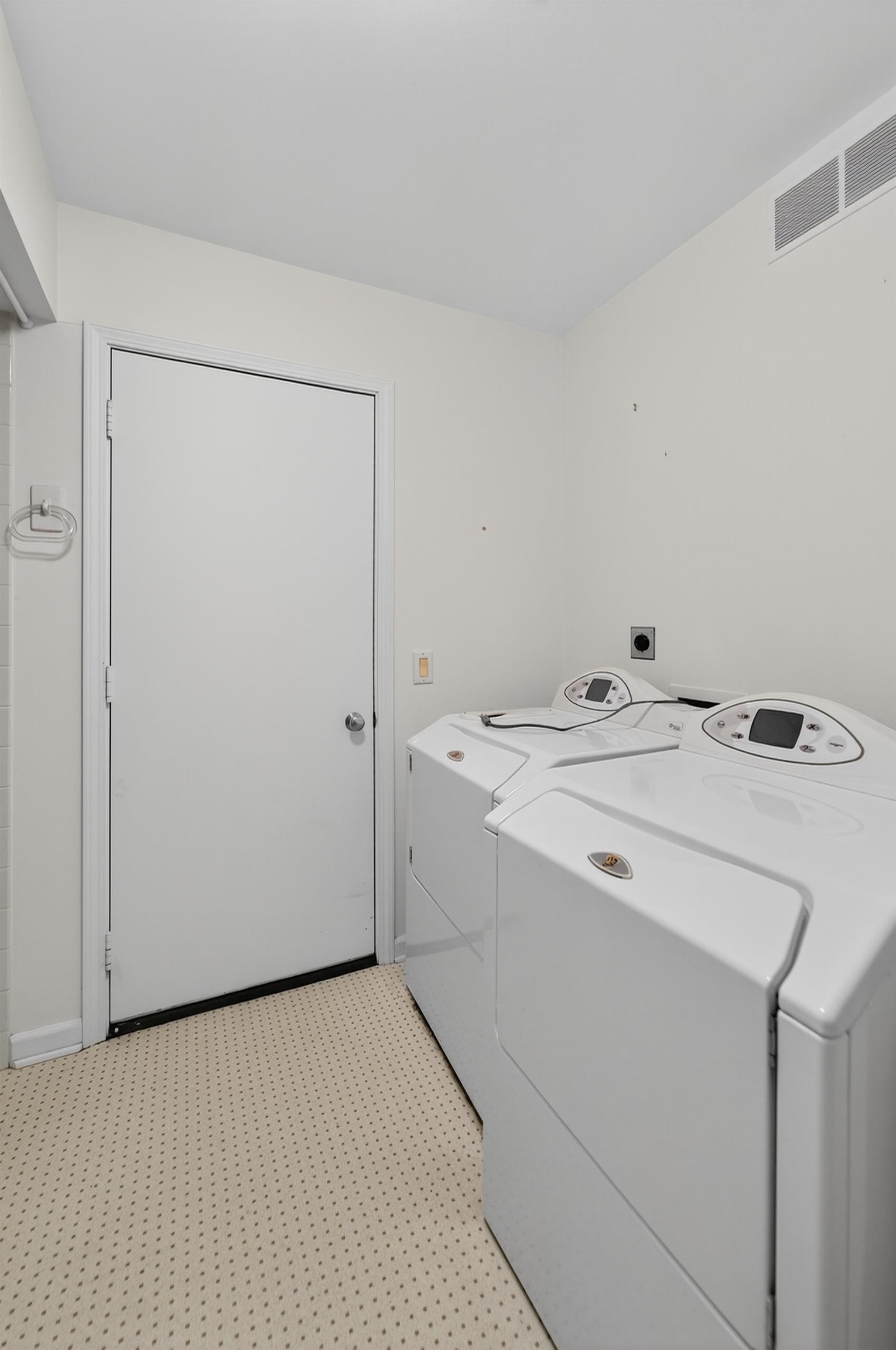 5824 Osmundsen Court