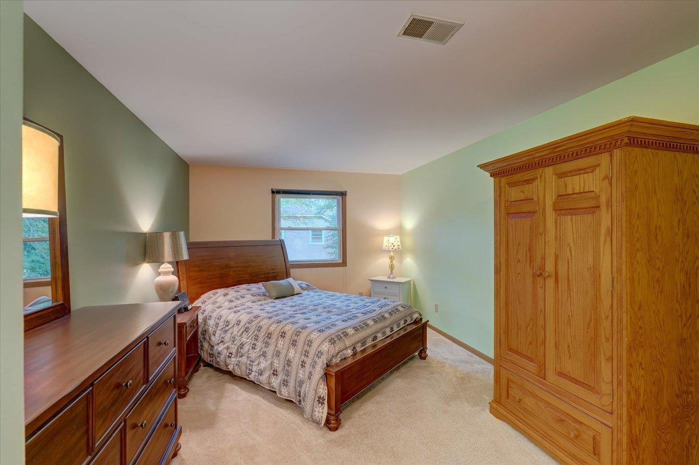 476 Basswood Avenue Unit: 476