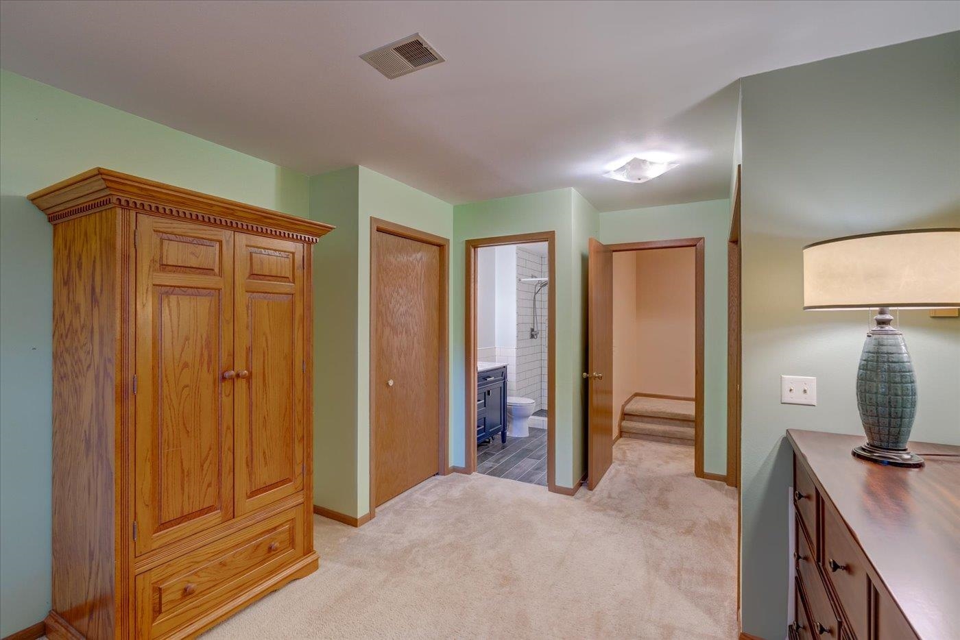 476 Basswood Avenue Unit: 476