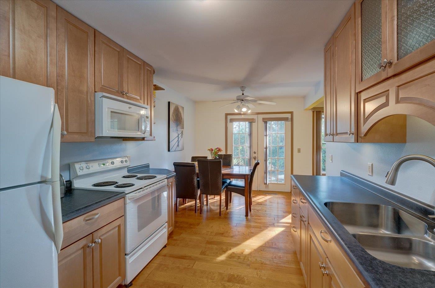 476 Basswood Avenue Unit: 476