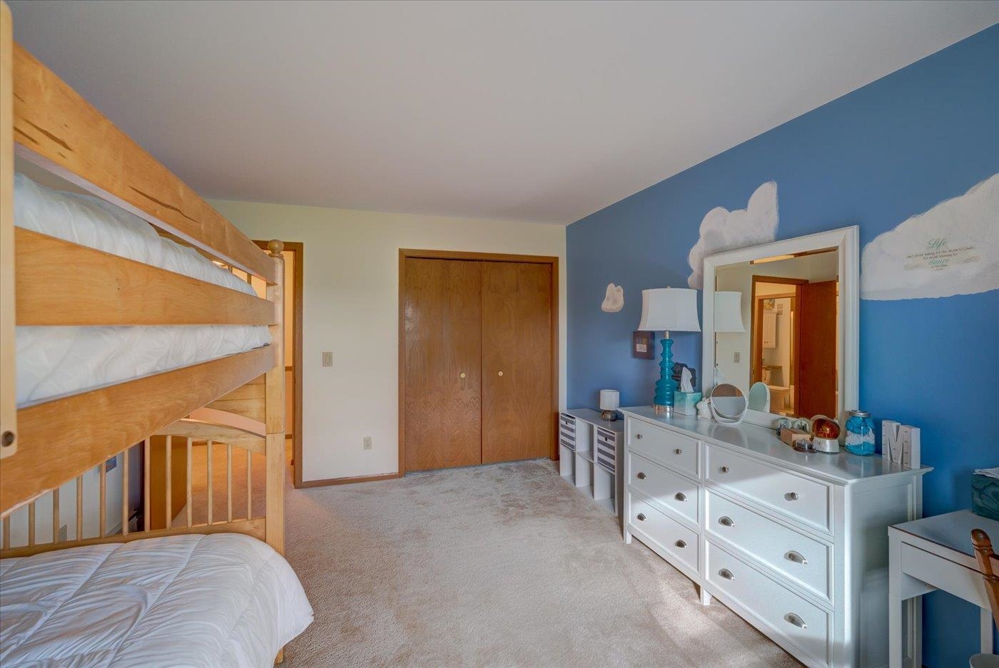 476 Basswood Avenue Unit: 476