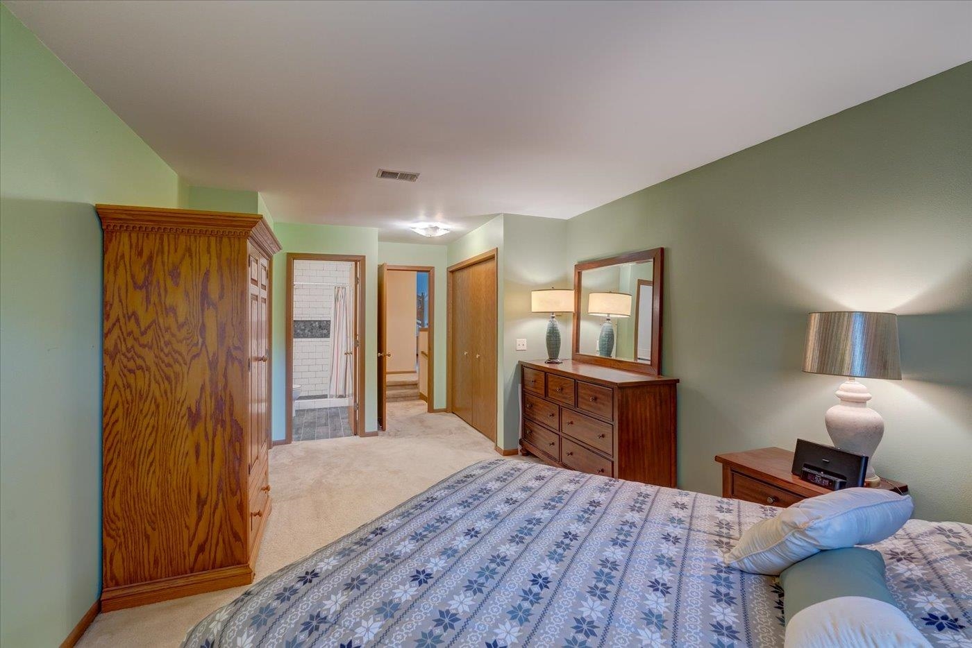 476 Basswood Avenue Unit: 476