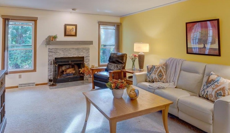 476 Basswood Avenue Unit: 476