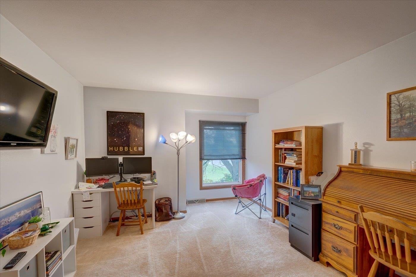 476 Basswood Avenue Unit: 476