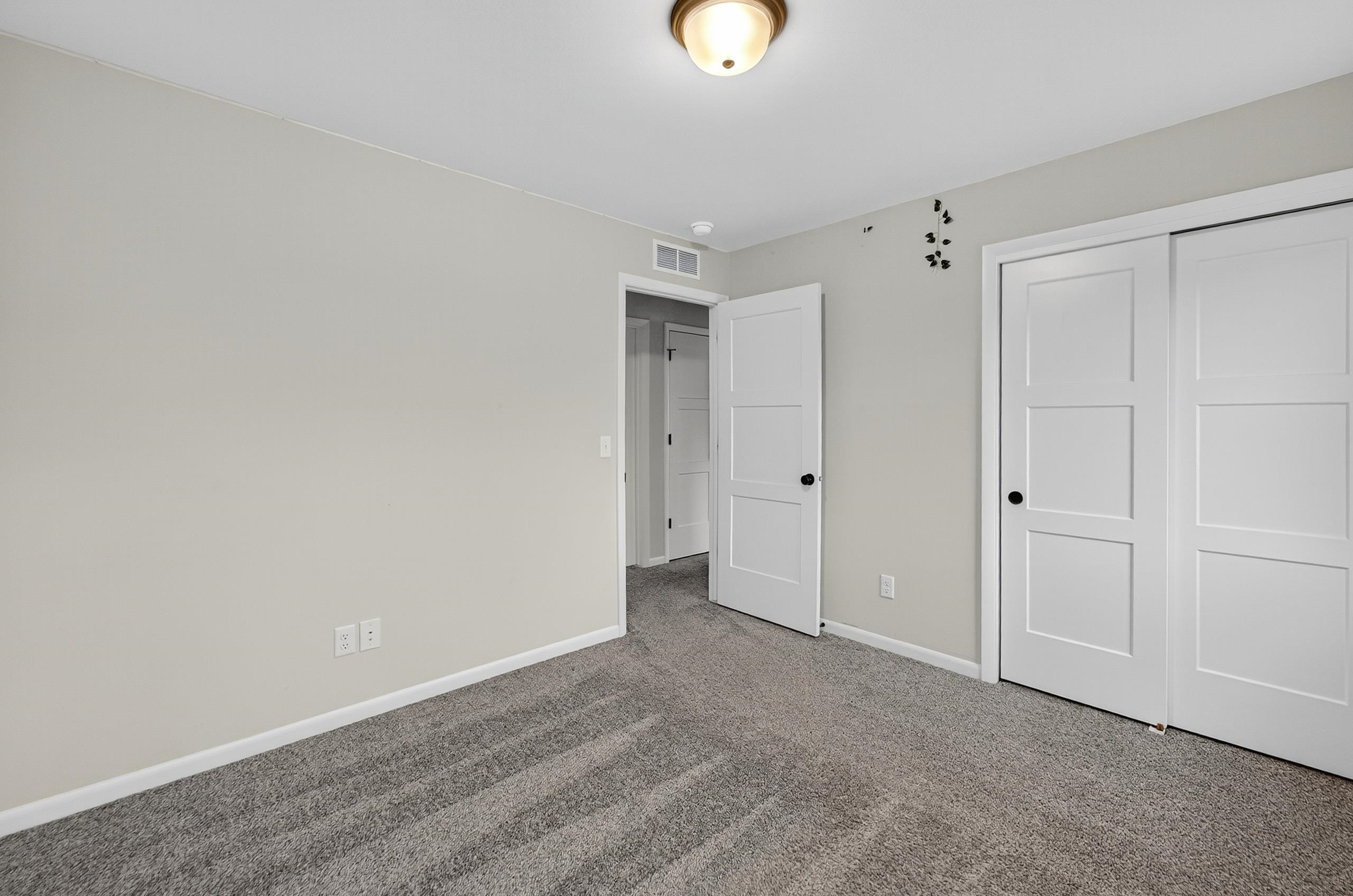 1185 Oak Knoll Road