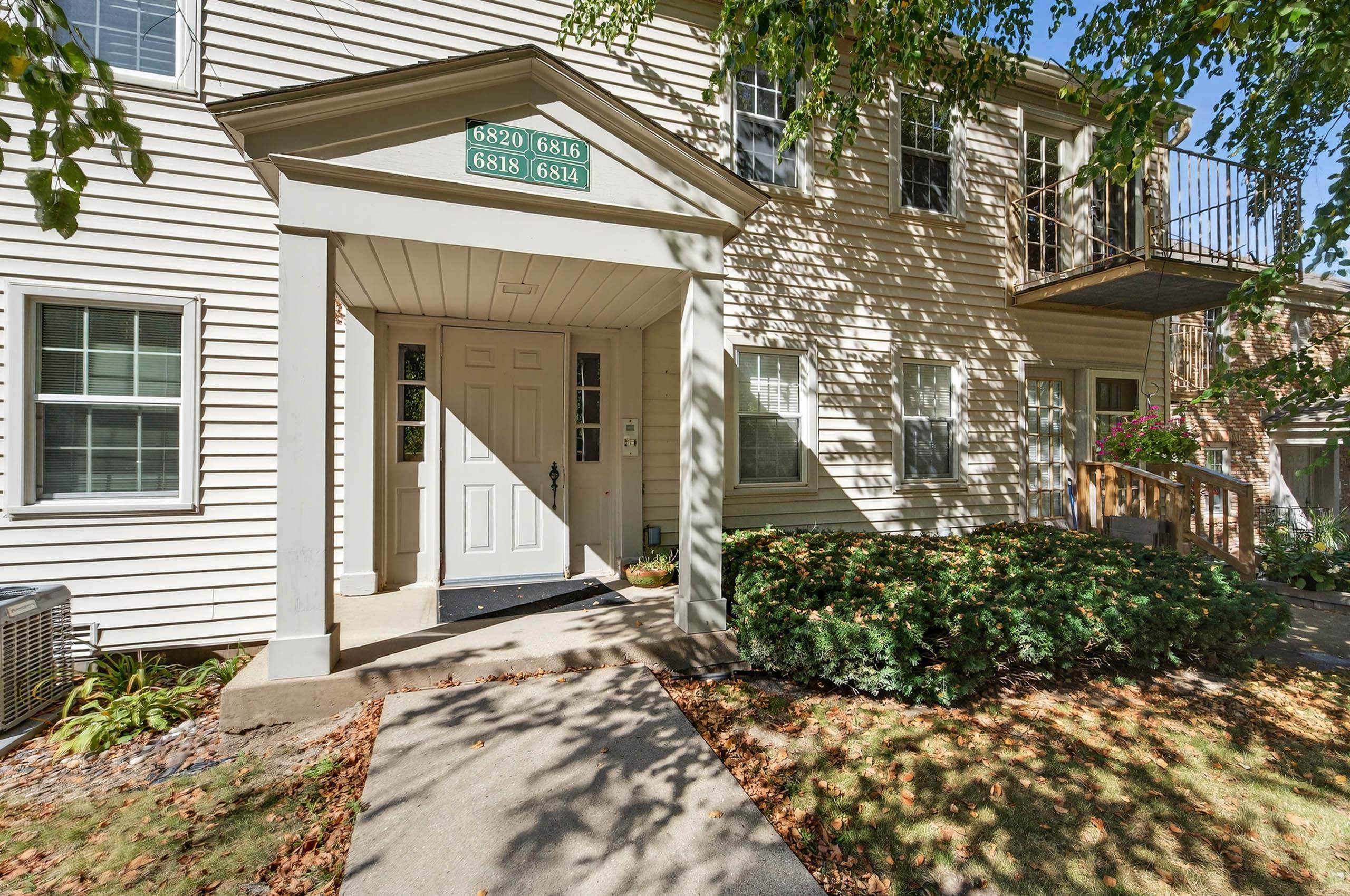 6816 Old Sauk Court