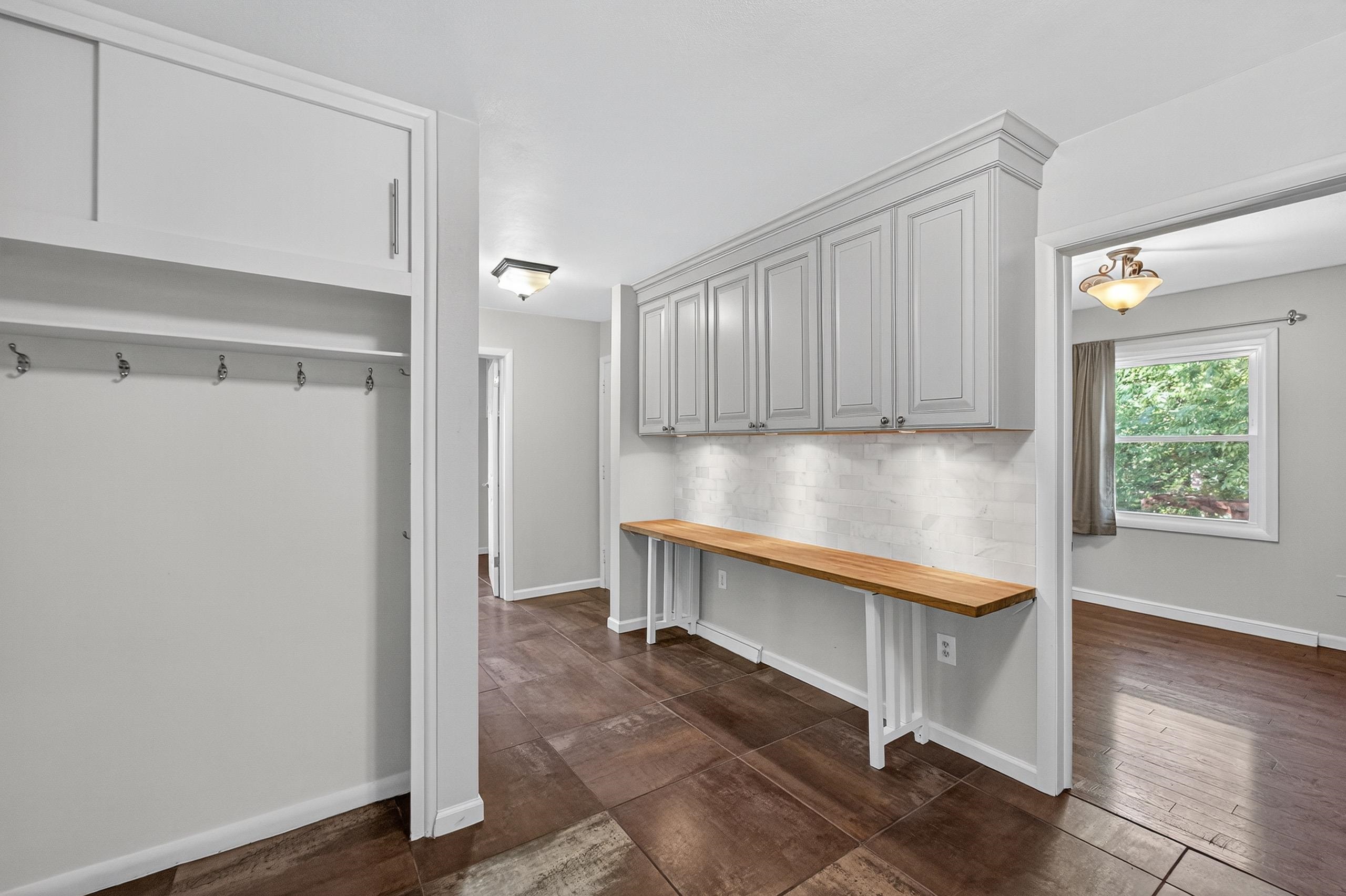 1626 Laurel Crest