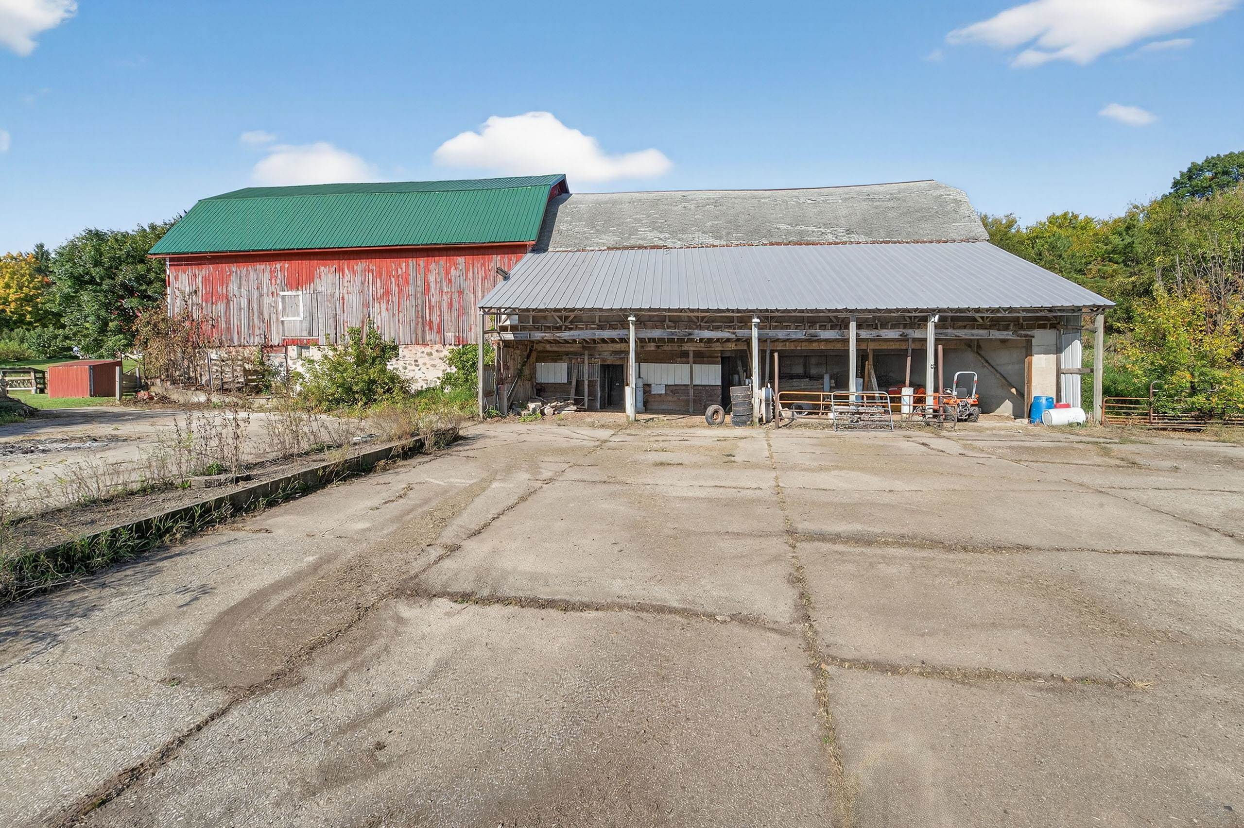 5010 Ridge Road
