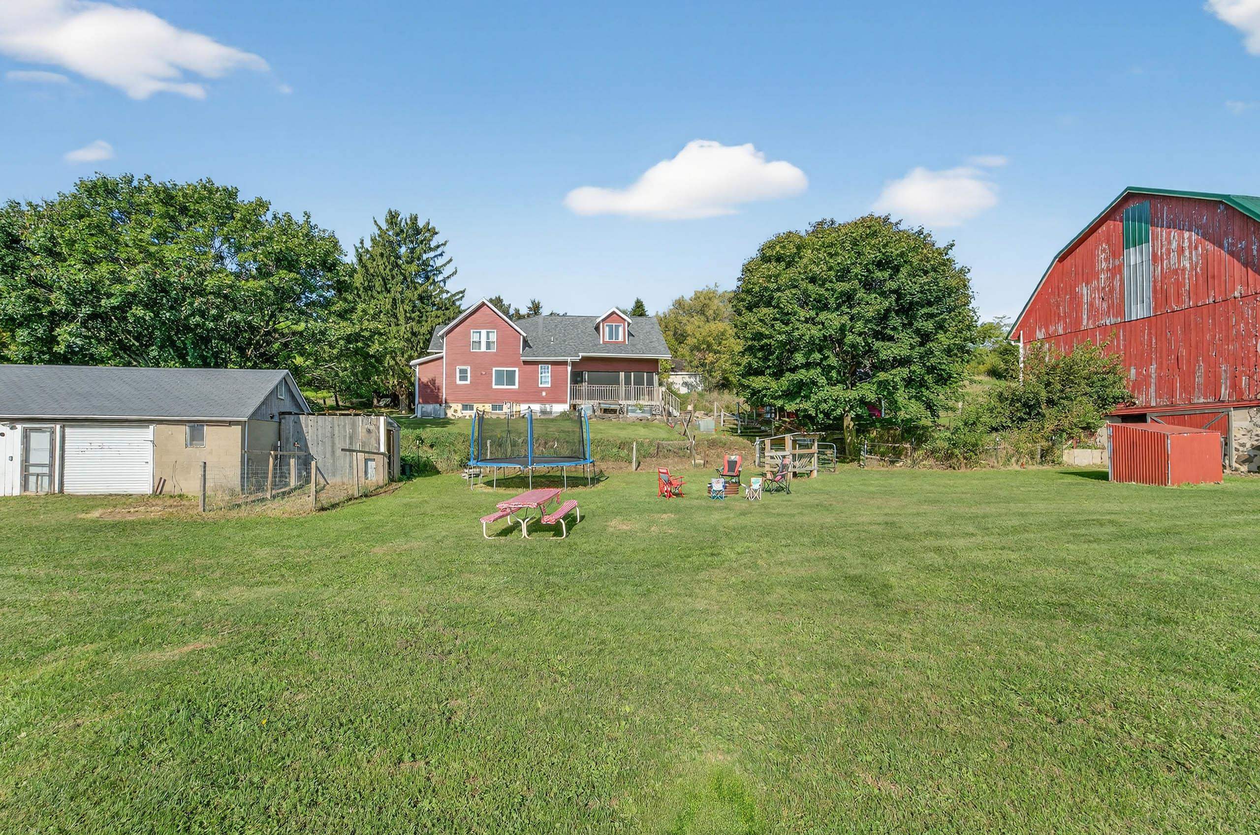 5010 Ridge Road