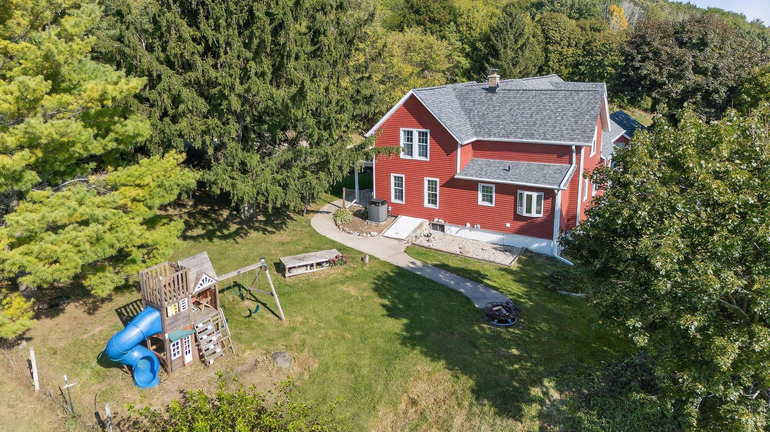 5010 Ridge Road
