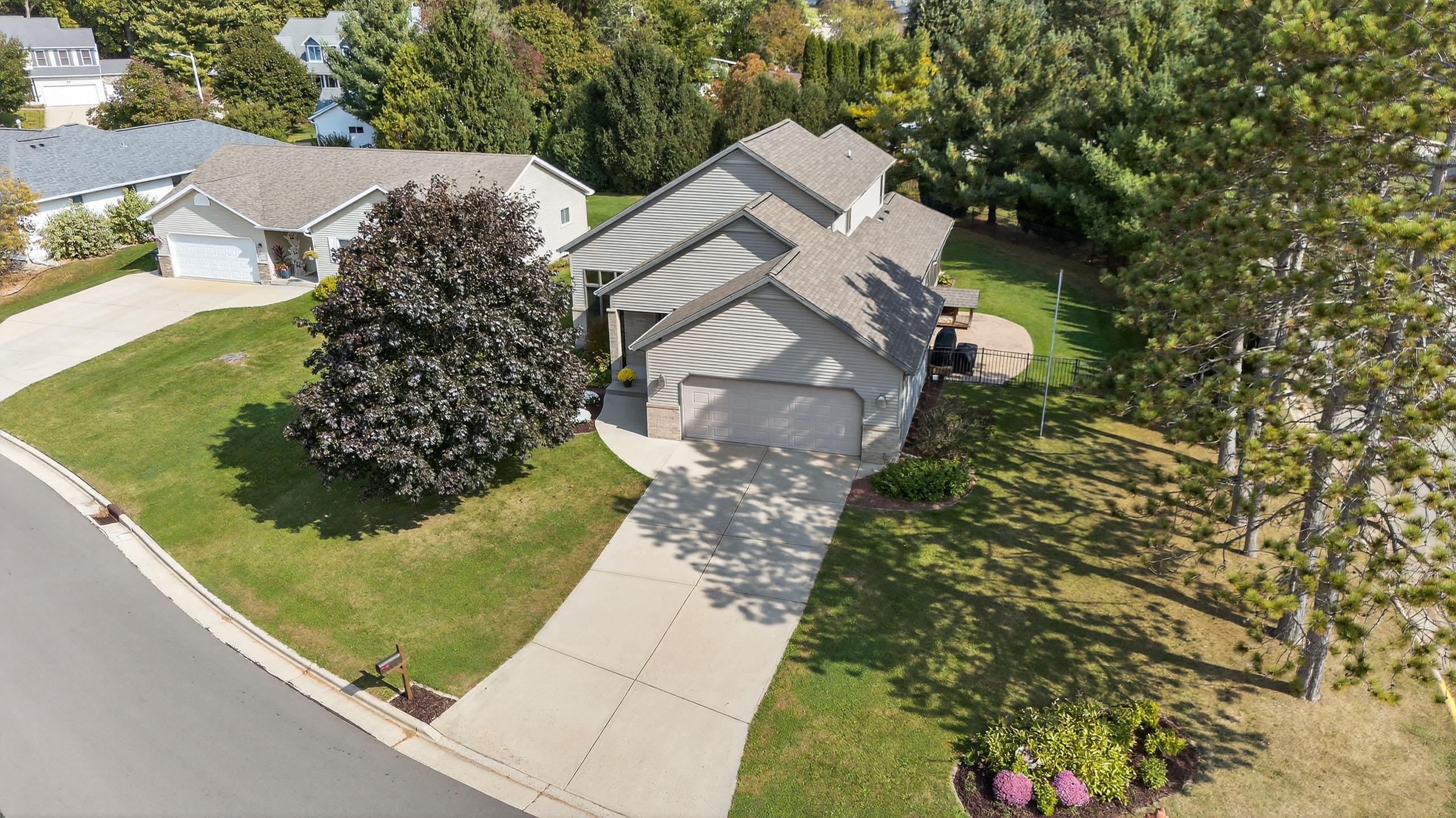 2015 Lewis Street