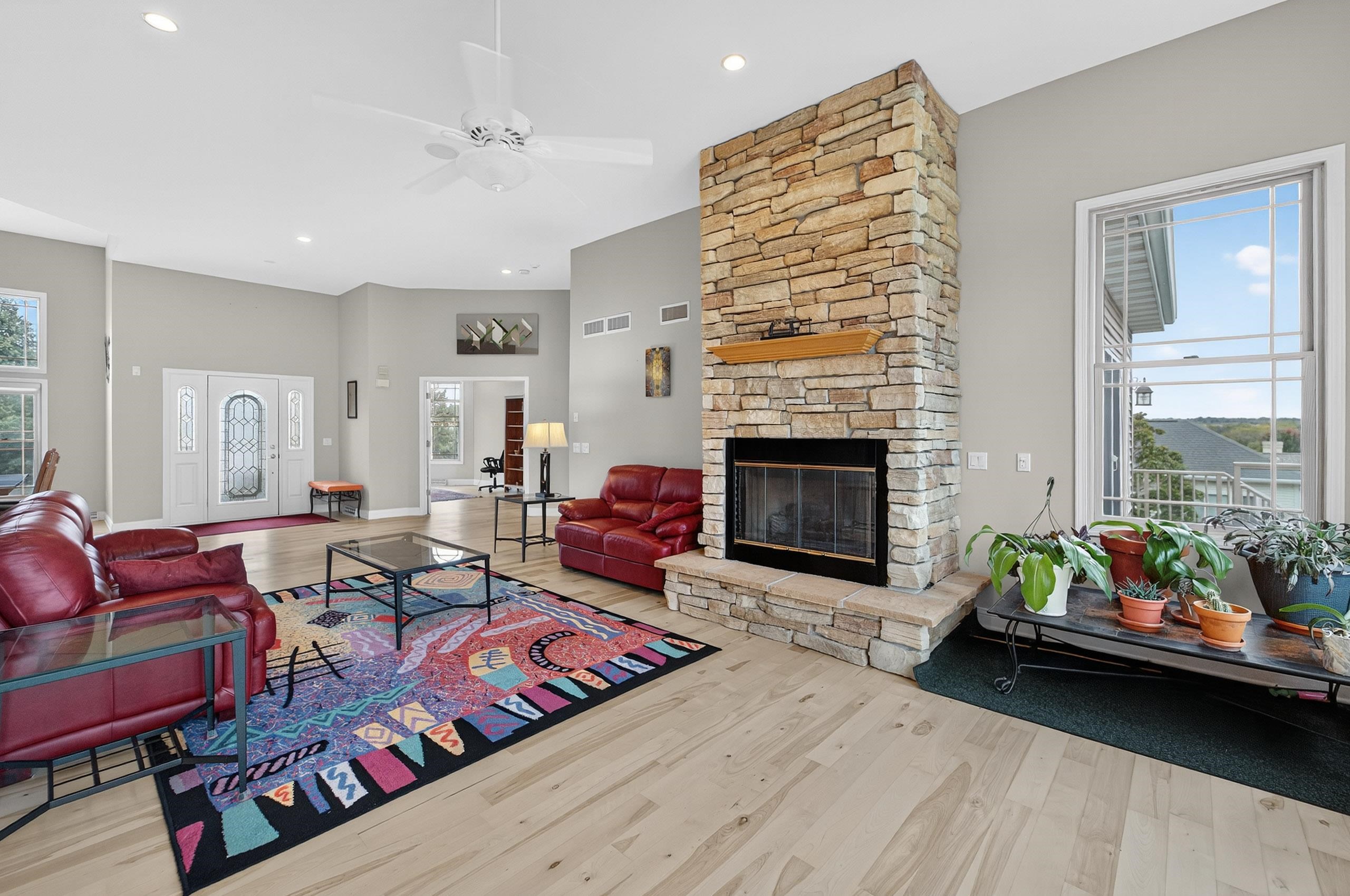 1117 Red Tail Drive