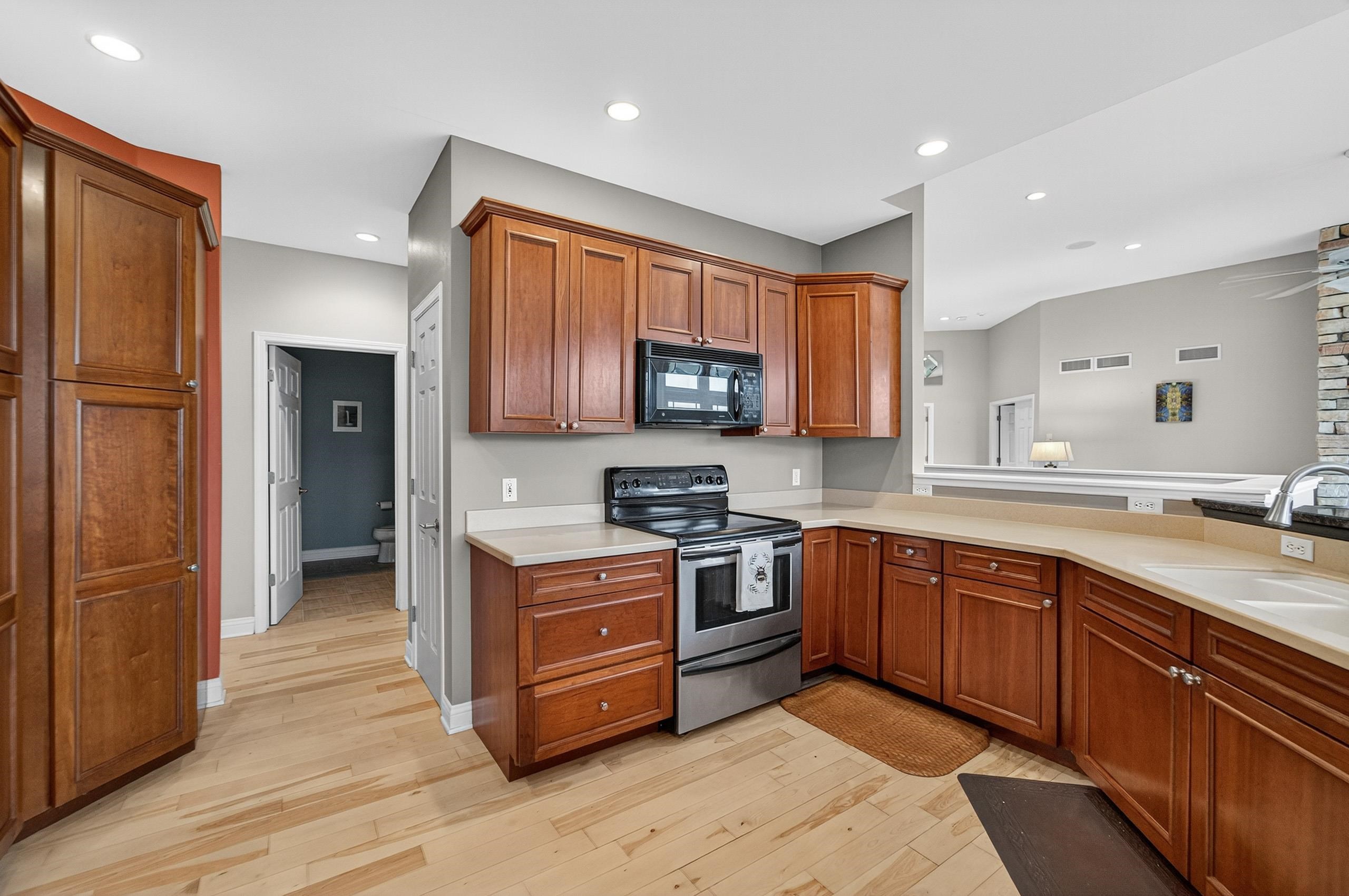 1117 Red Tail Drive