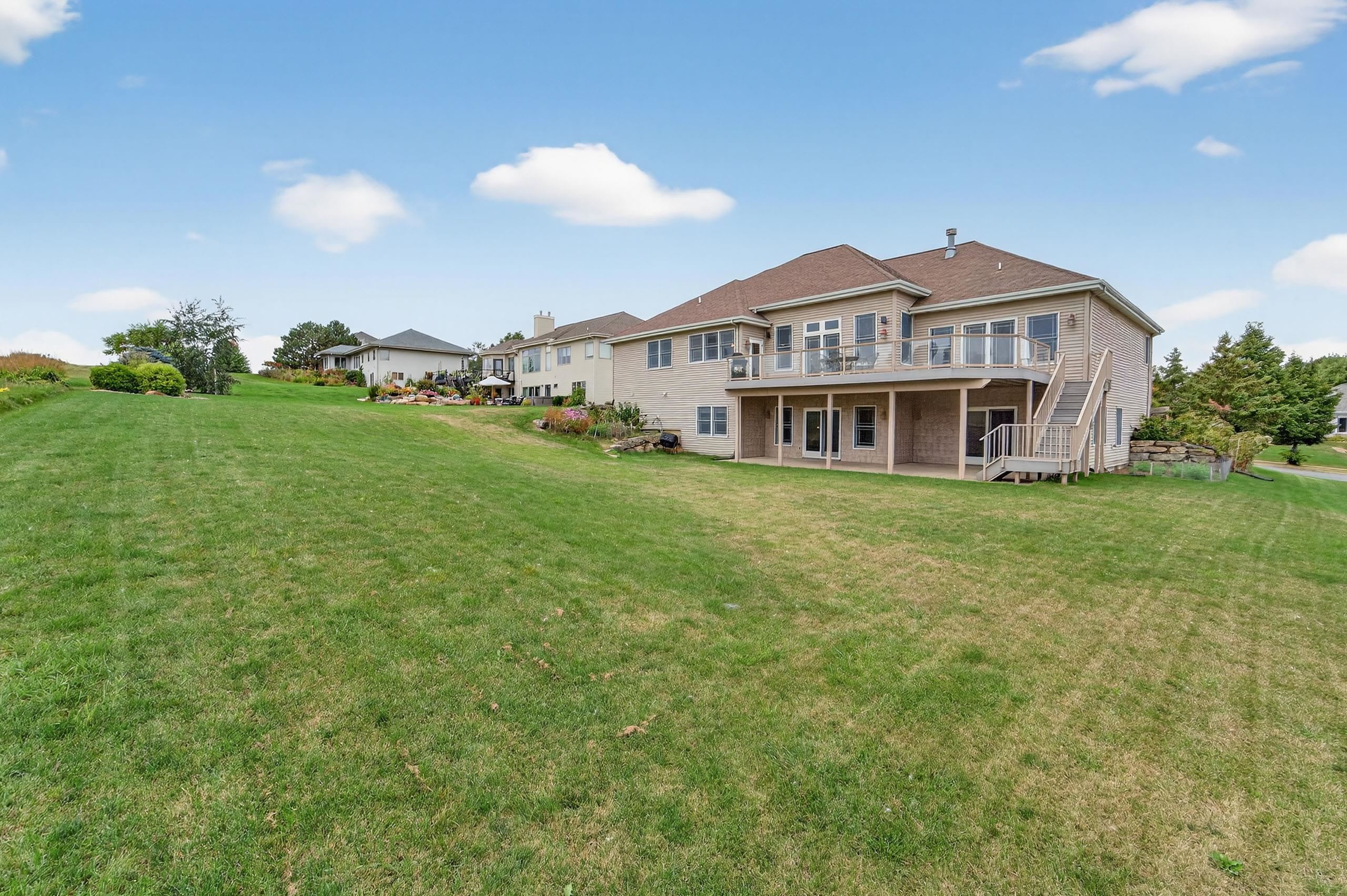 1117 Red Tail Drive