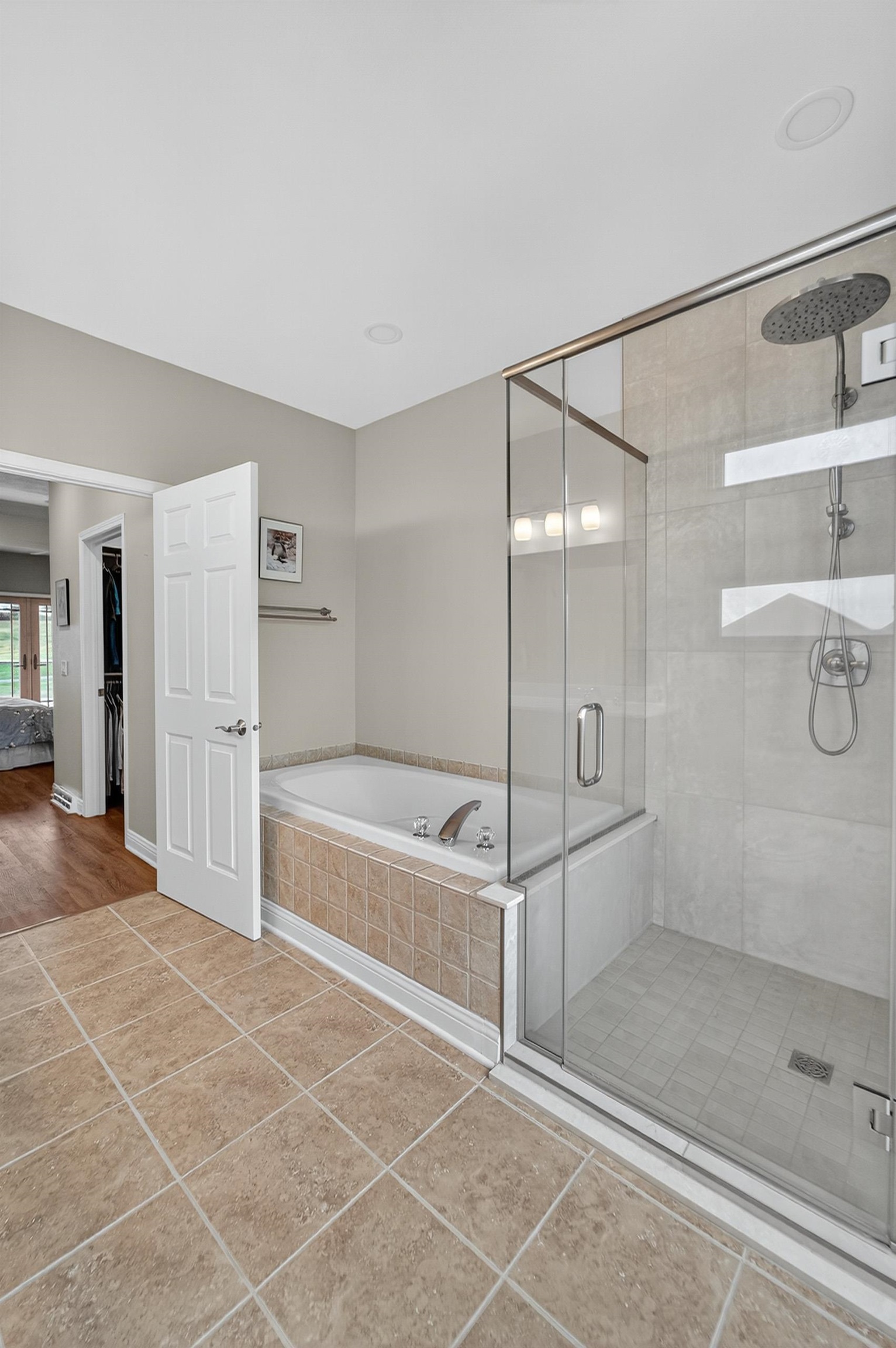 1117 Red Tail Drive