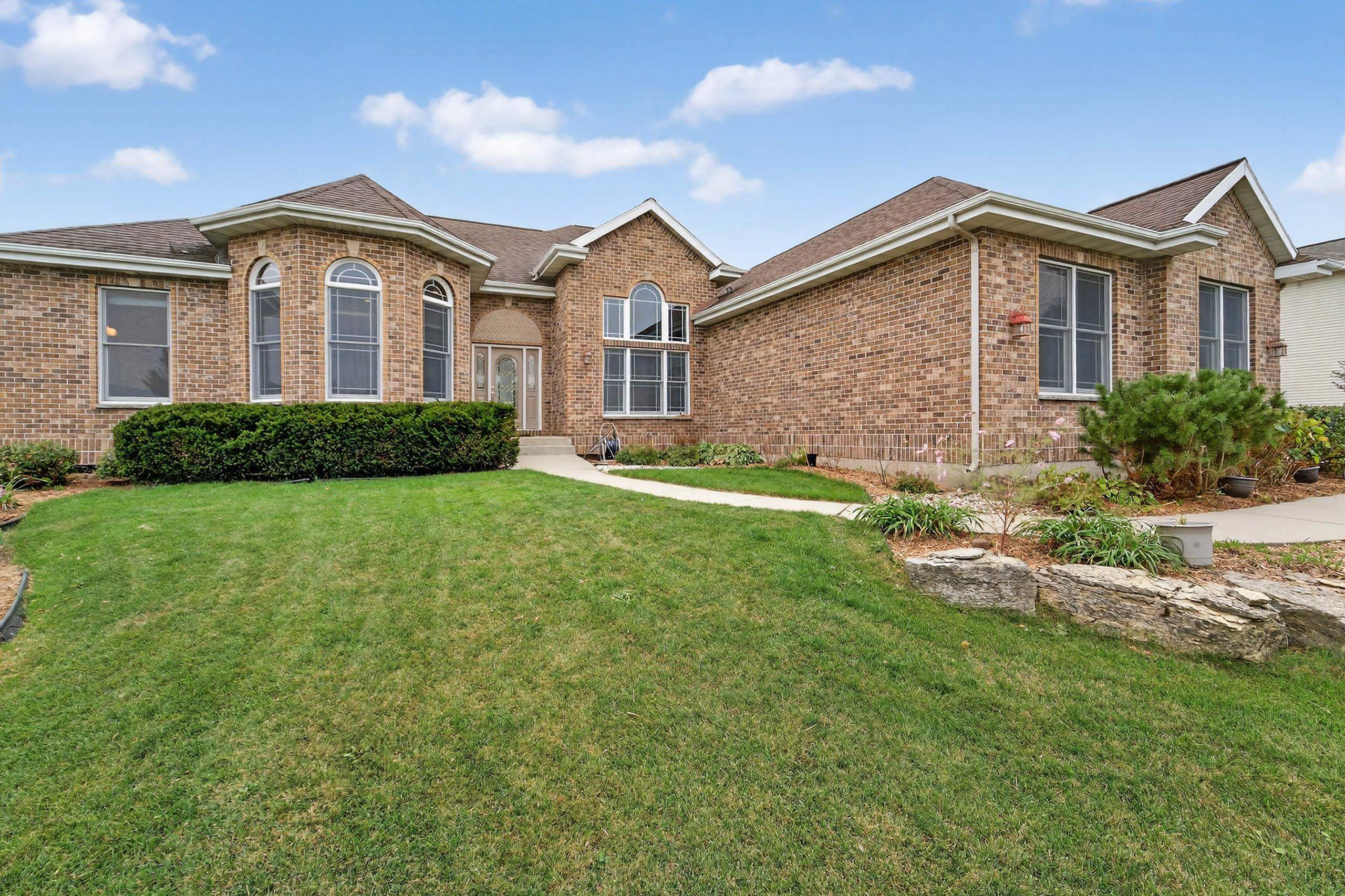 1117 Red Tail Drive
