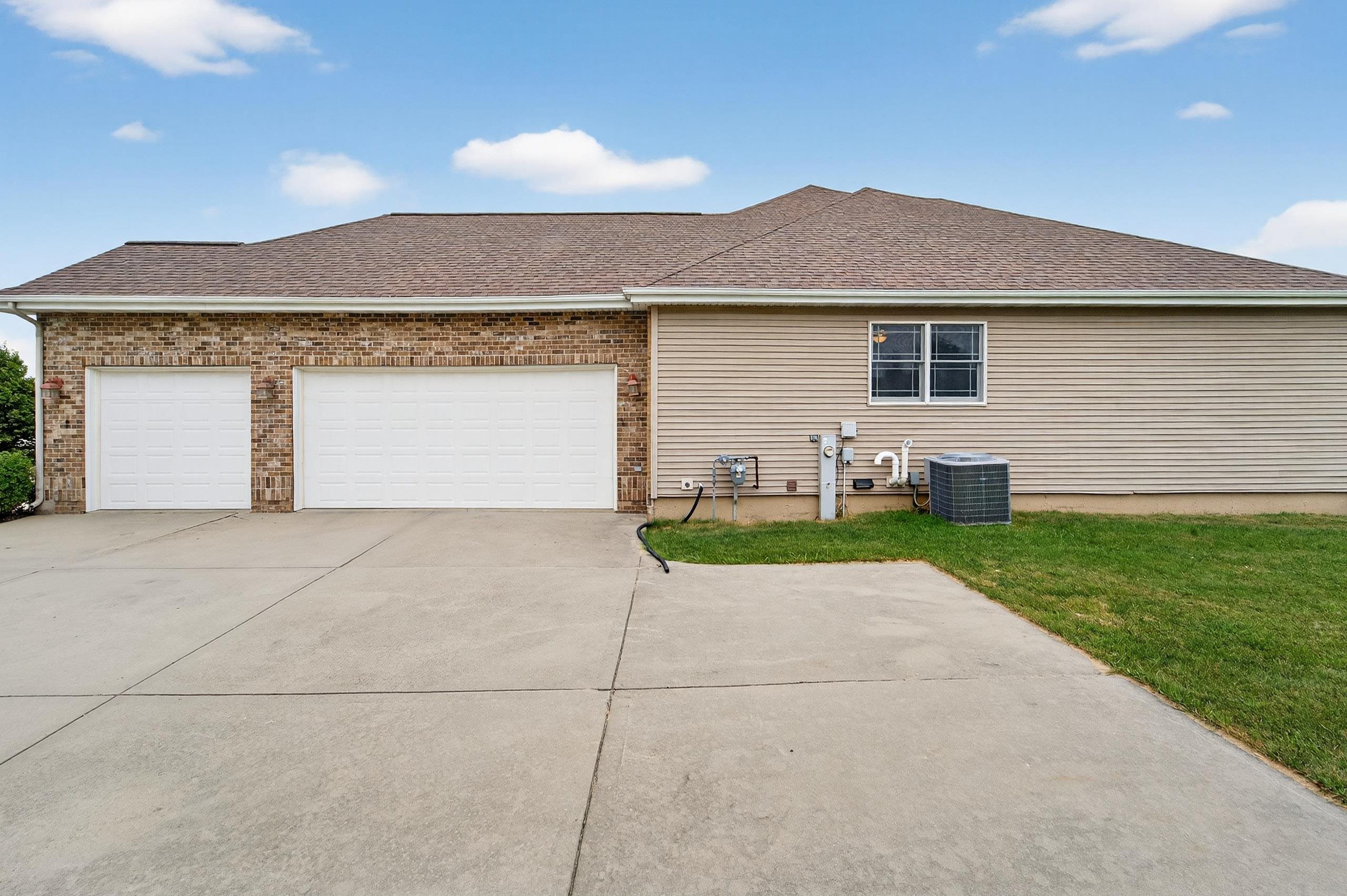 1117 Red Tail Drive