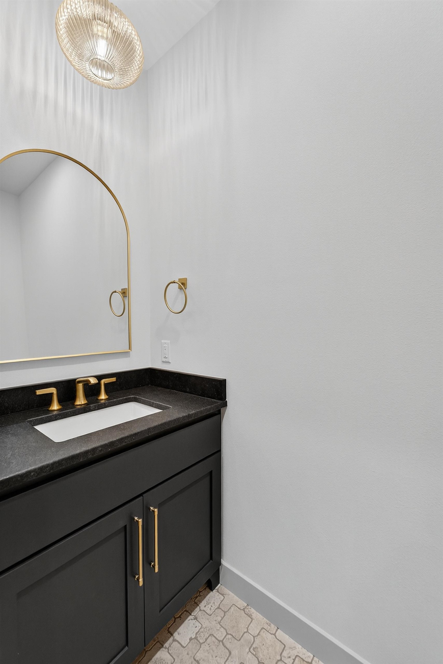 822 Westbridge Trail