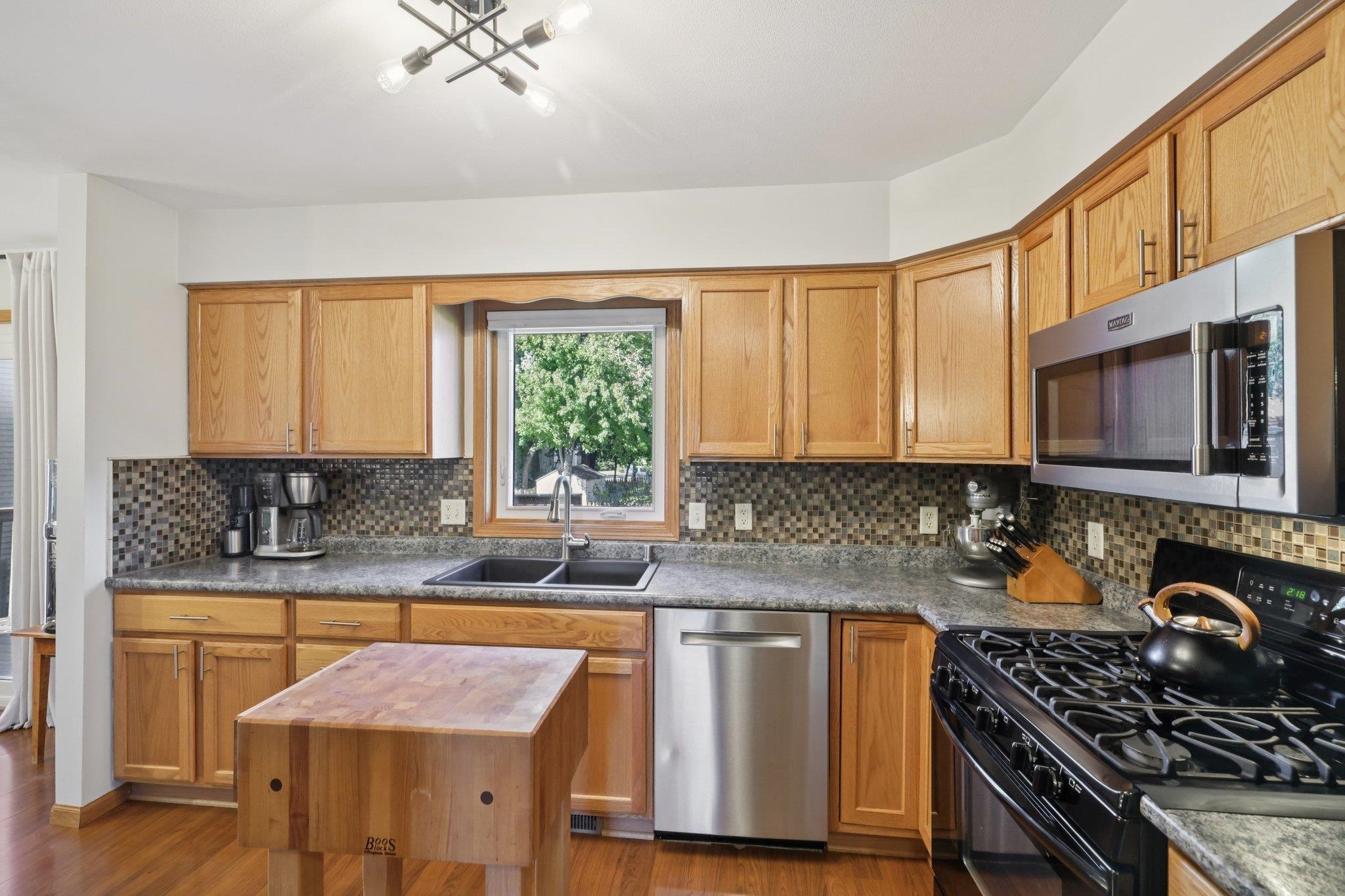 718 Traveler Lane