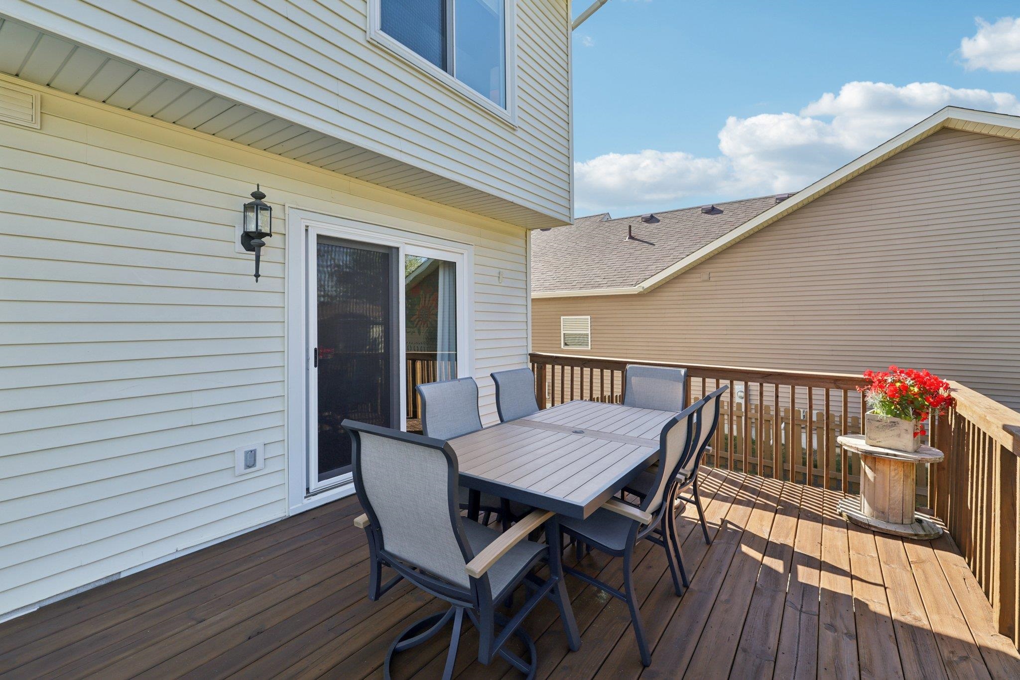 718 Traveler Lane