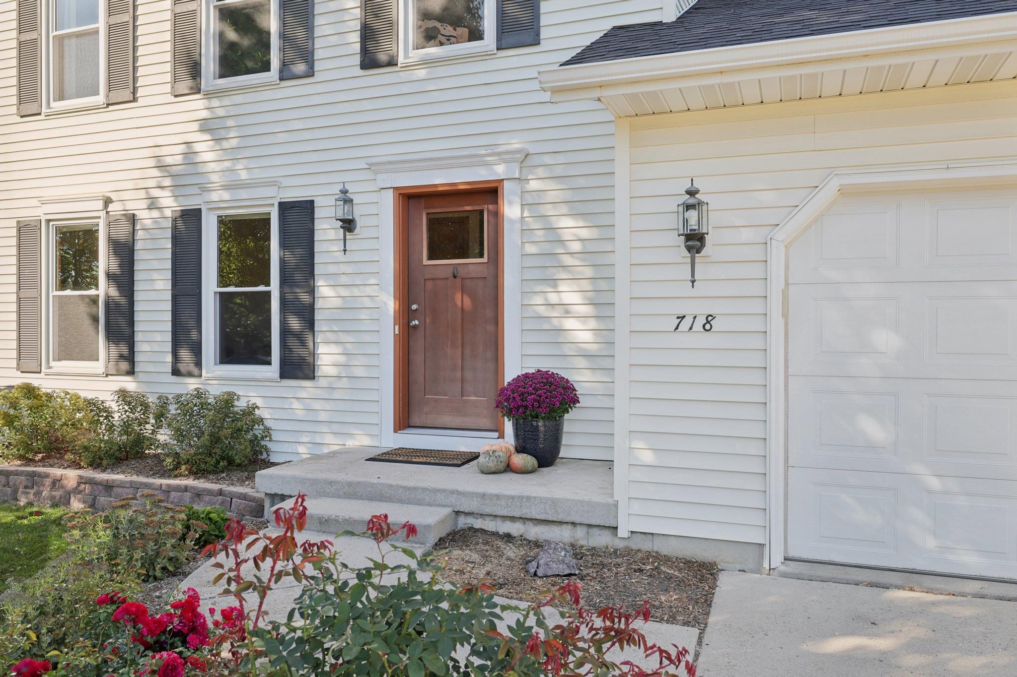 718 Traveler Lane